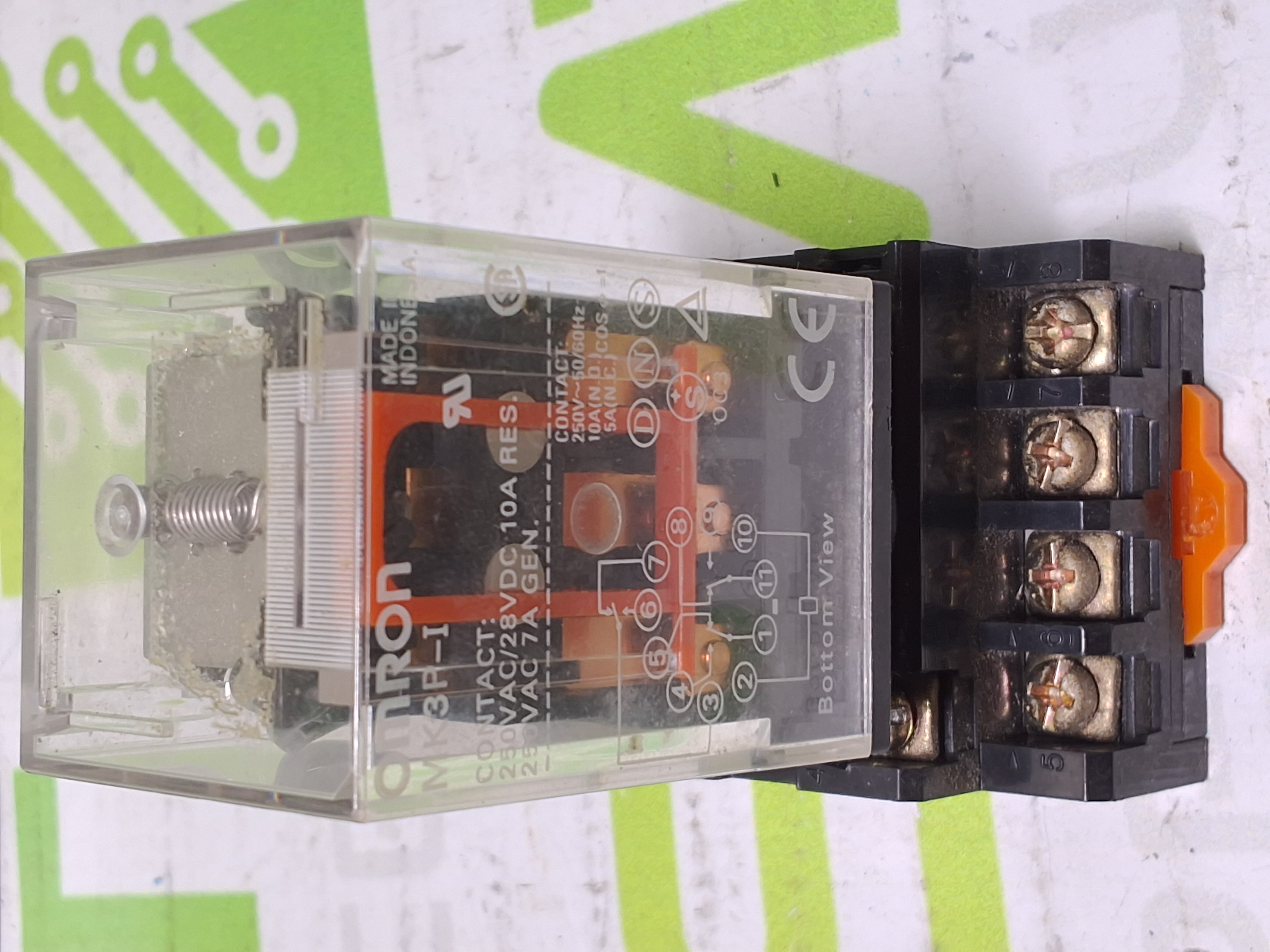 Used OMRON MK3P-I GENERAL PURPOSE RELAY 10A 250VAC