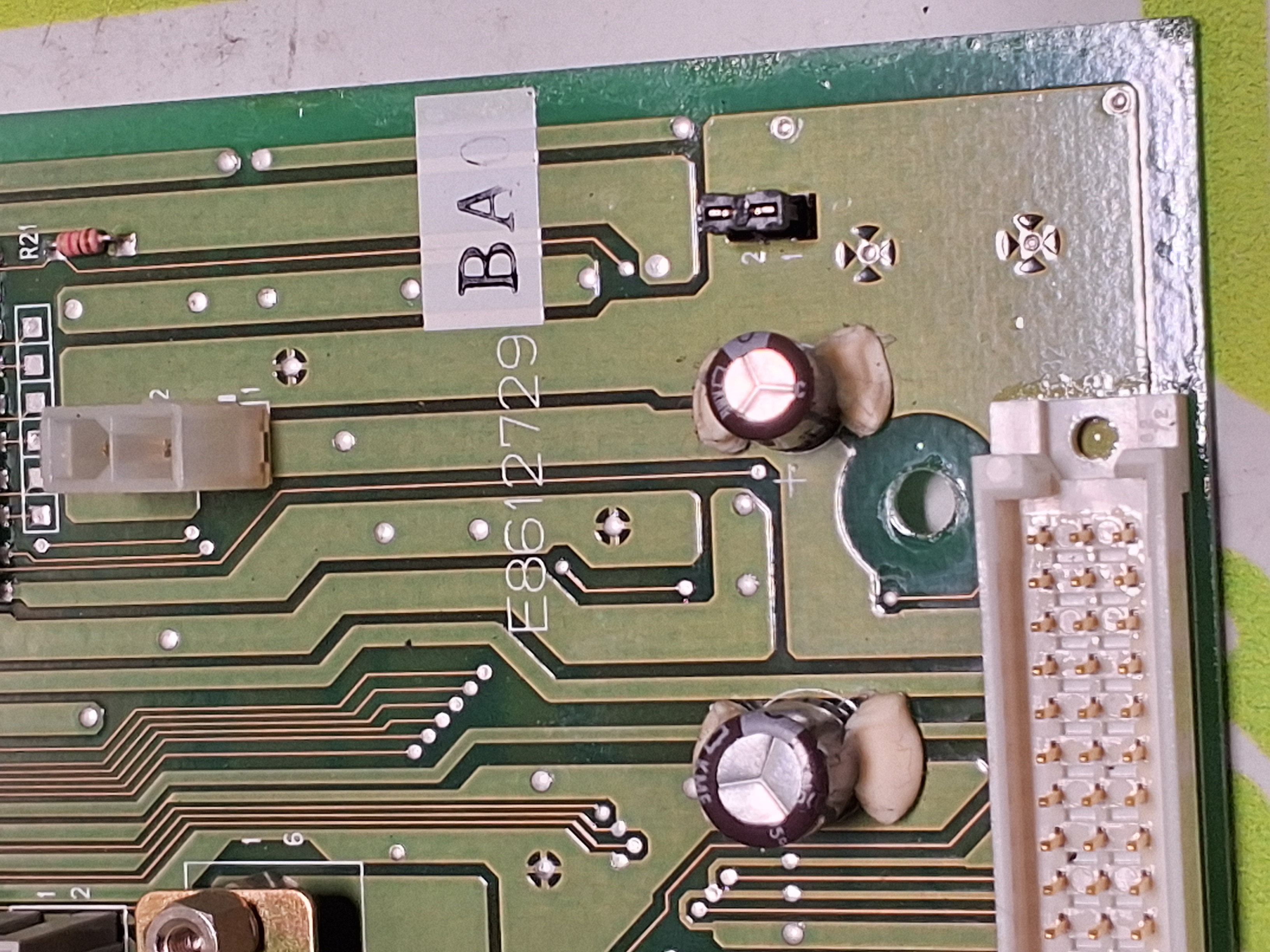 Used JUKI E8612729 E8612729BAO HEAD RELAY PCB