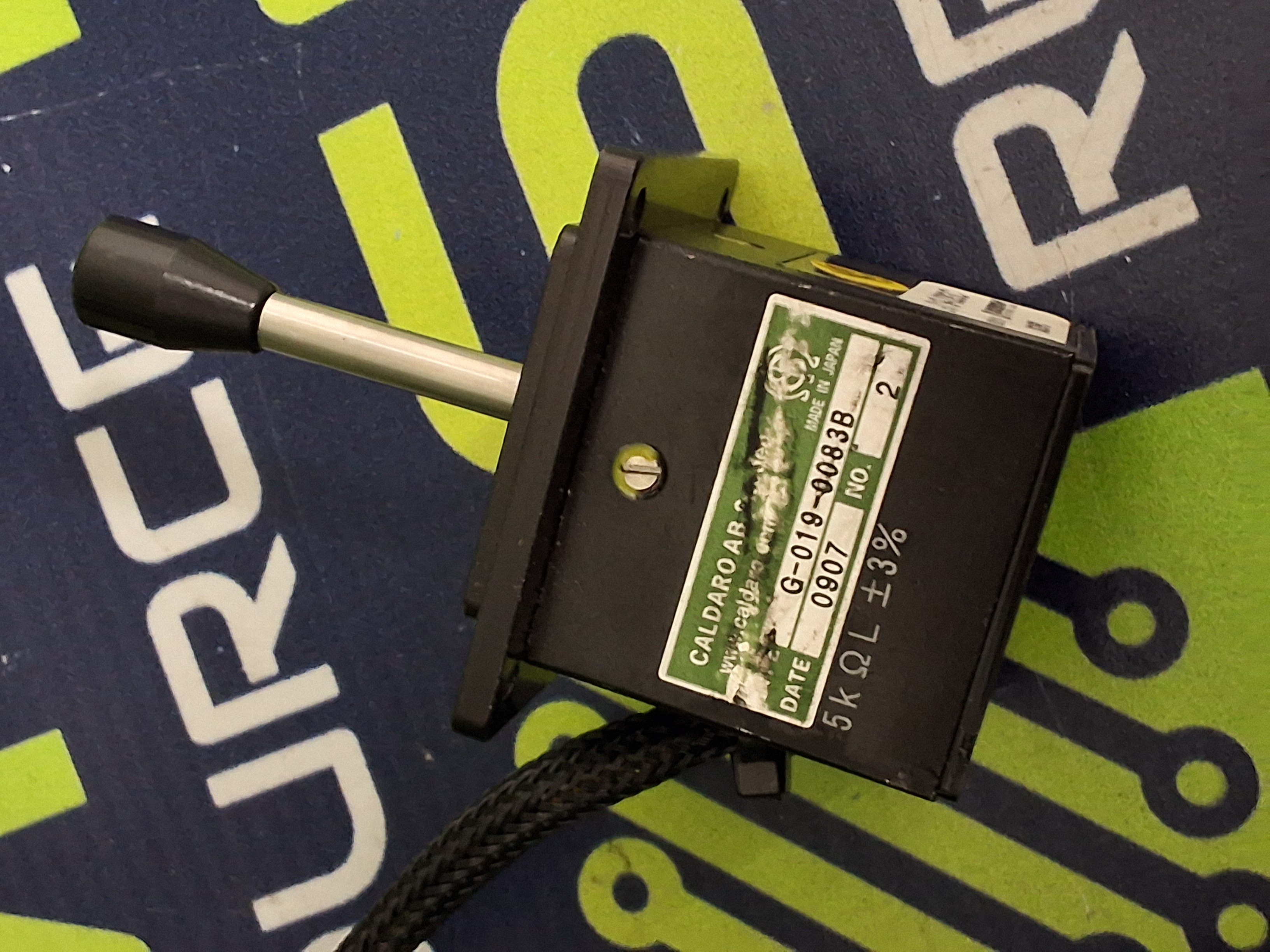 Used MYDATA L-029-0003-1B KEYPAD WITH MYDATA L-019-0083C JOYSTICK