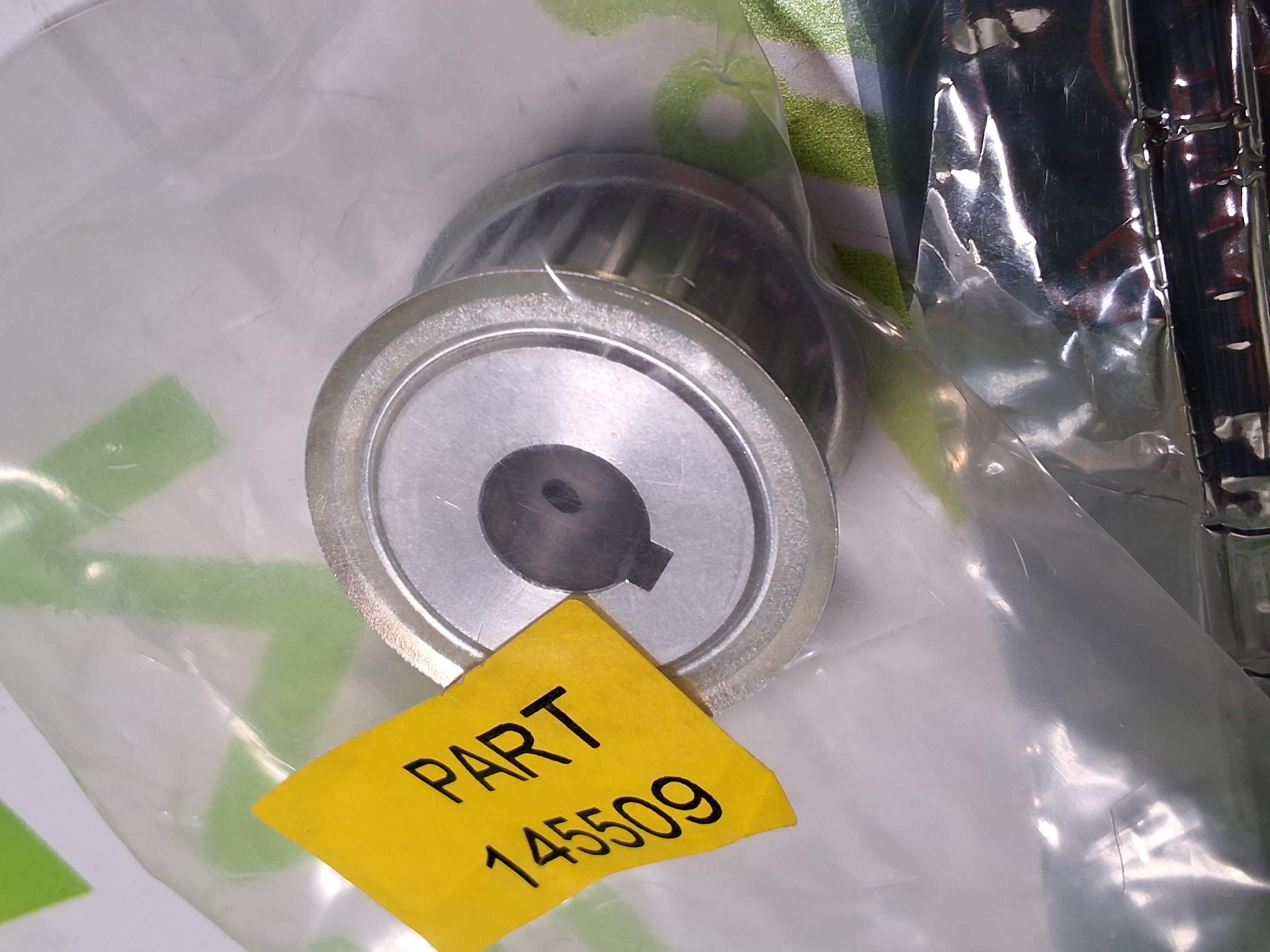 UNIVERSAL INSTRUMENTS 145509 PULLEY - NEW