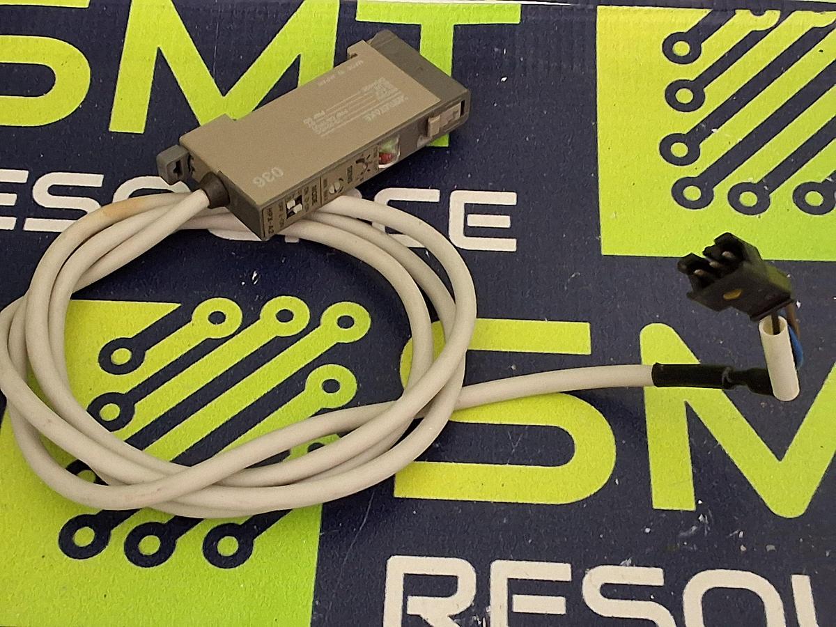 Used YAMATAKE / HONEYWELL HPX-A2 FIBER-OPTIC PHOTOELECTRIC SENSOR 10-30VDC