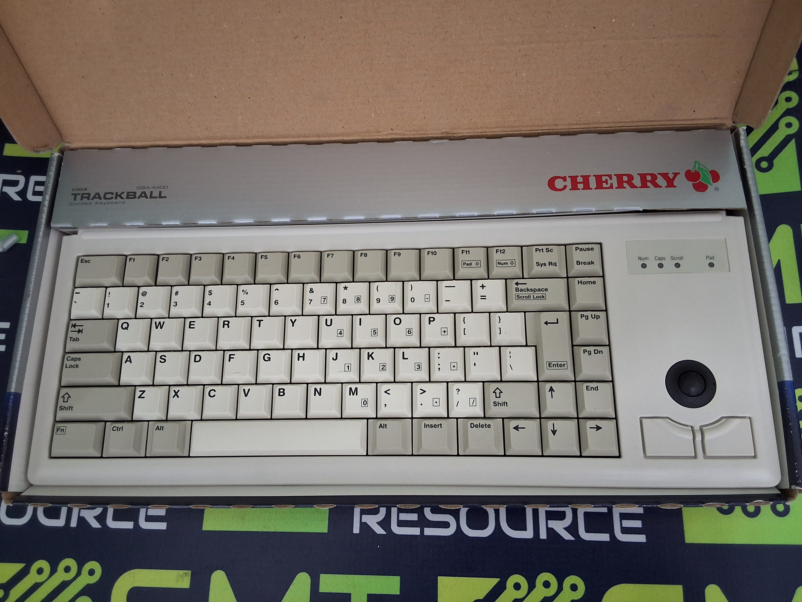 CHERRY G84-4400 ULTRASLIM KEYBOARD INTEGRATED TRACKBALL - BRAND NEW