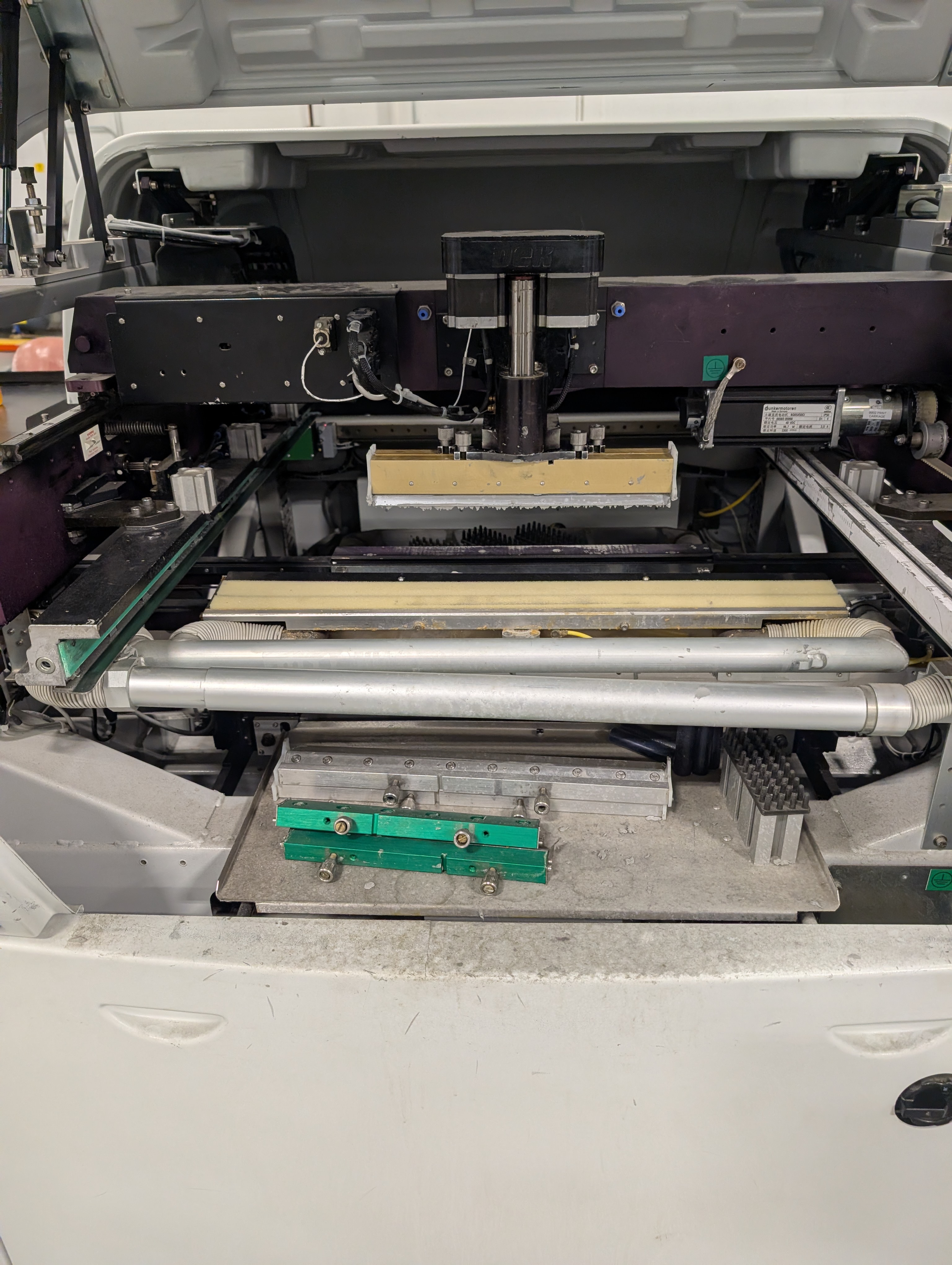 Used Dek Horizon 01i Stencil Printer