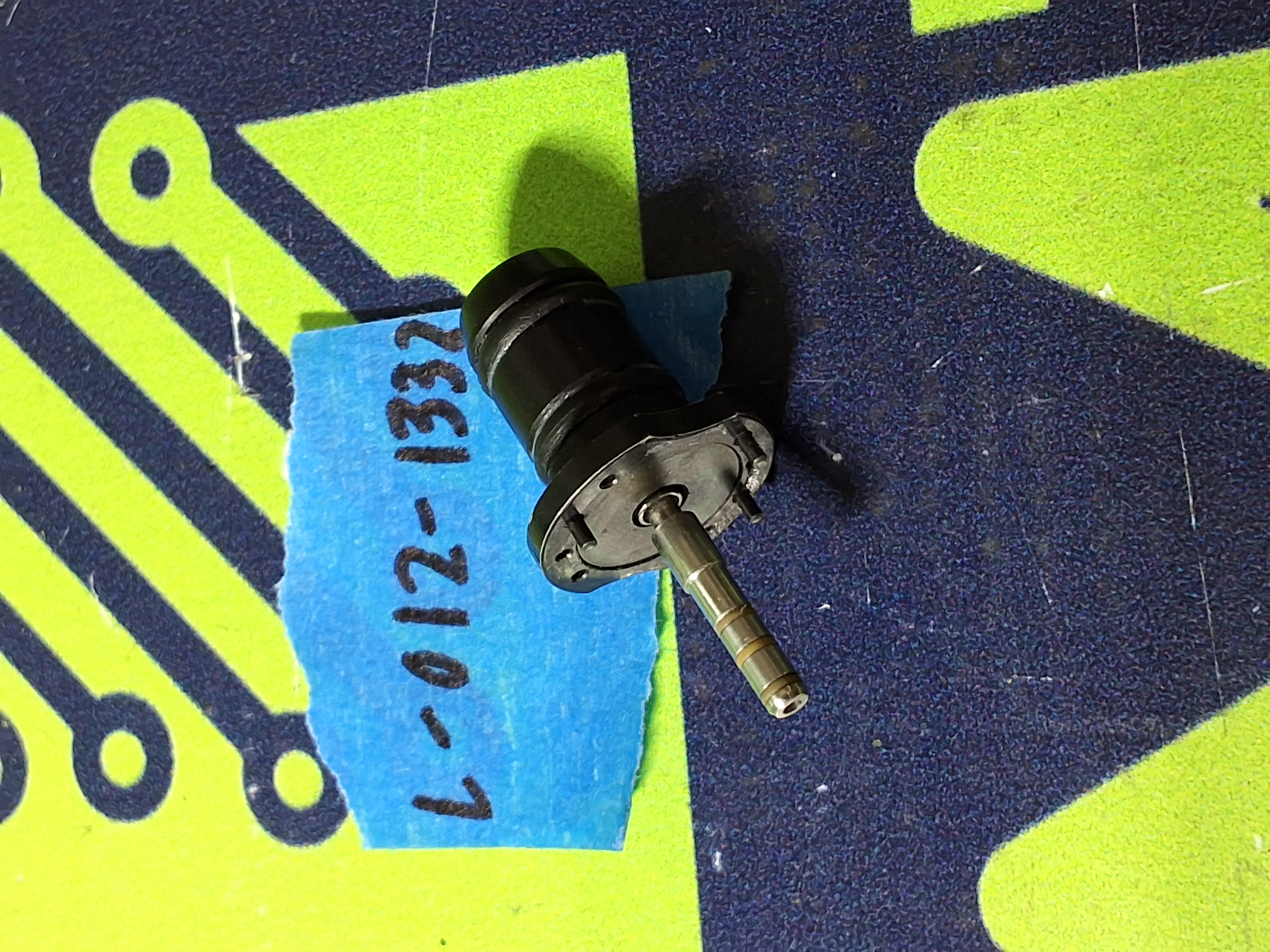 Used MYDATA/MYCRONIC L-012-1332 HYDRA TOOL / NOZZLE KT-L-012-1332