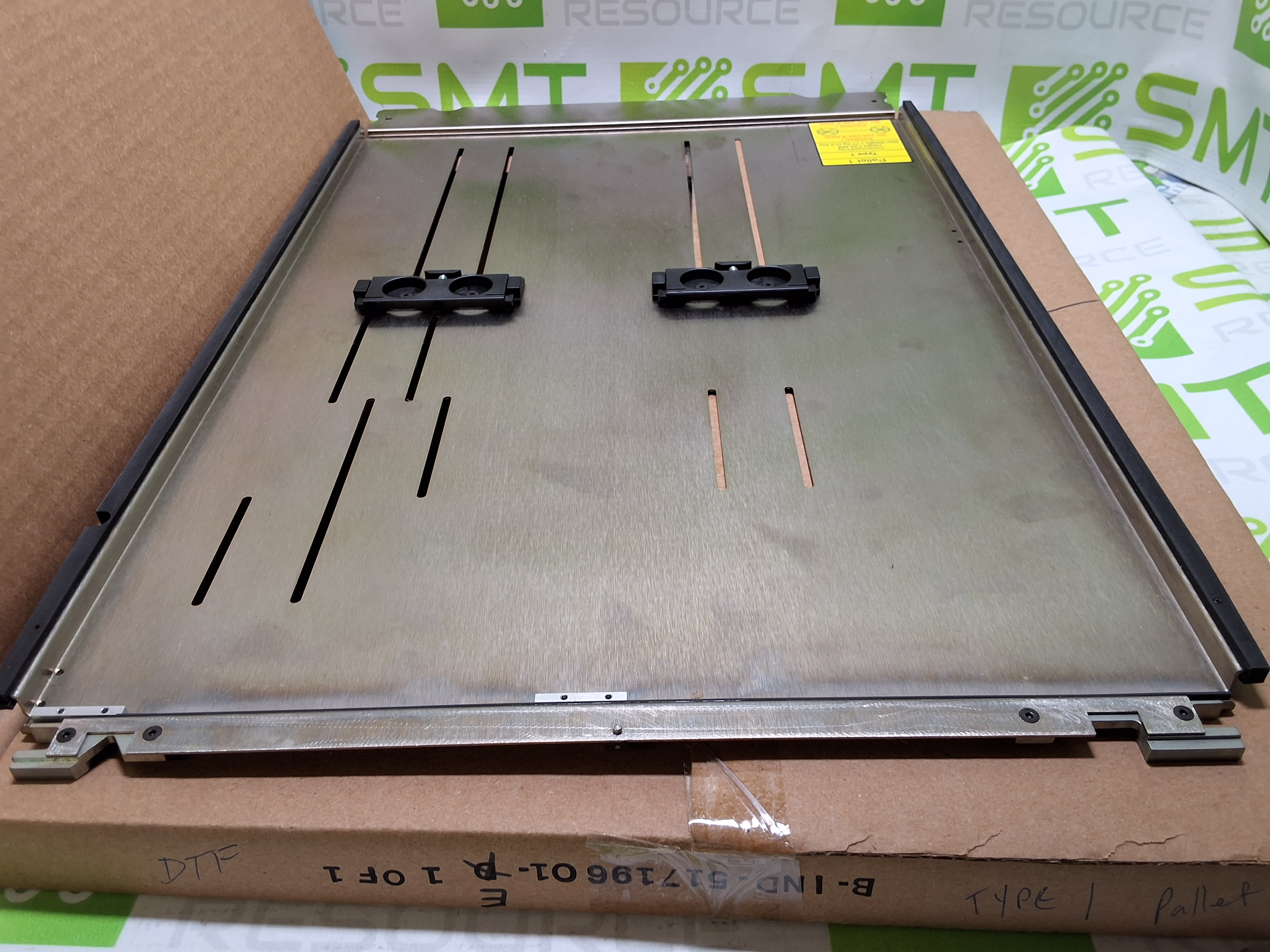 Used UNIVERSAL INSTRUMENTS 51719601 PALLET ASSEMBLY TYPE 1 