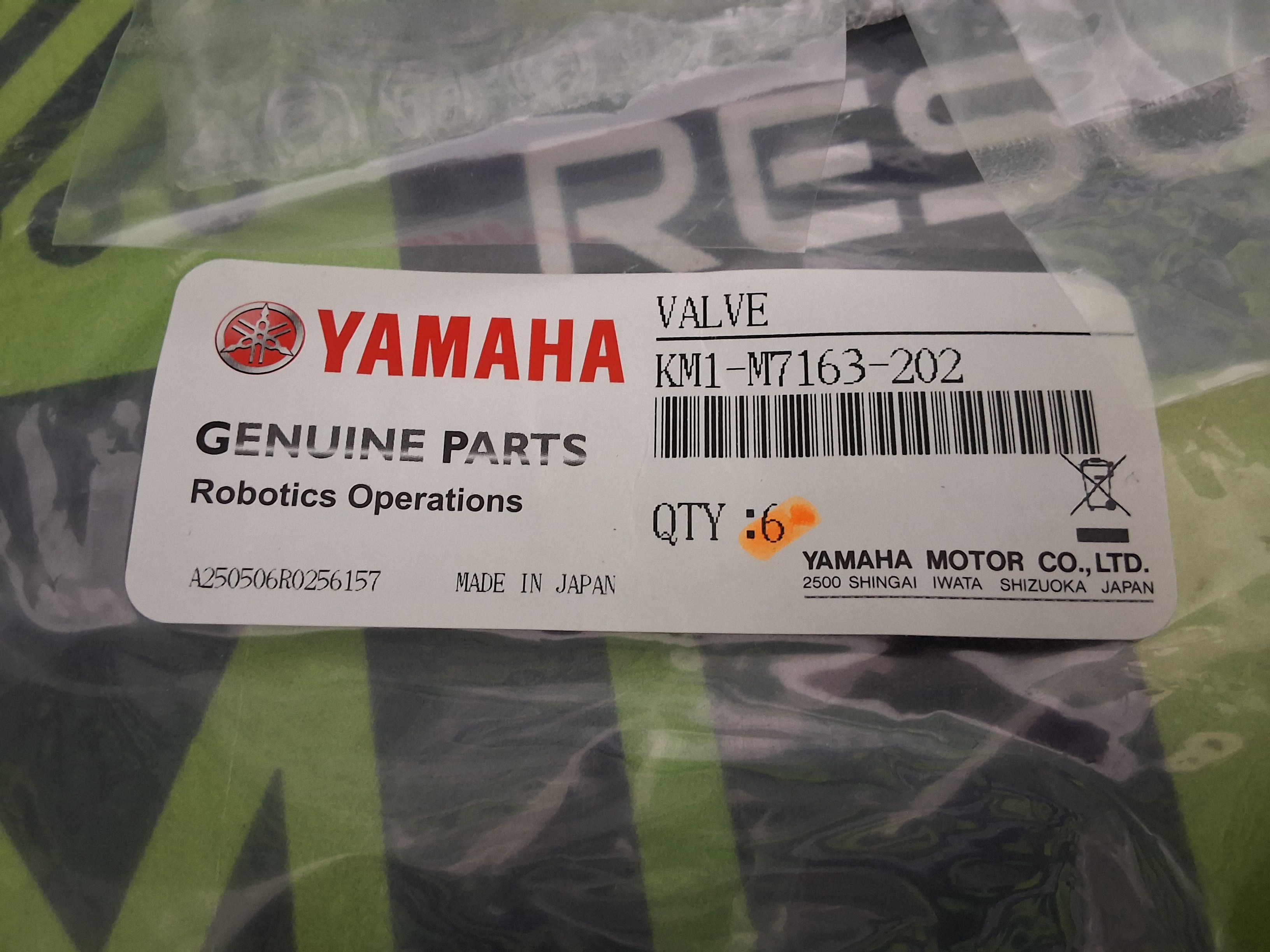 KOGANEI A010E1-37W COMPACT SOLENOID AIR VALVE - BRAND NEW