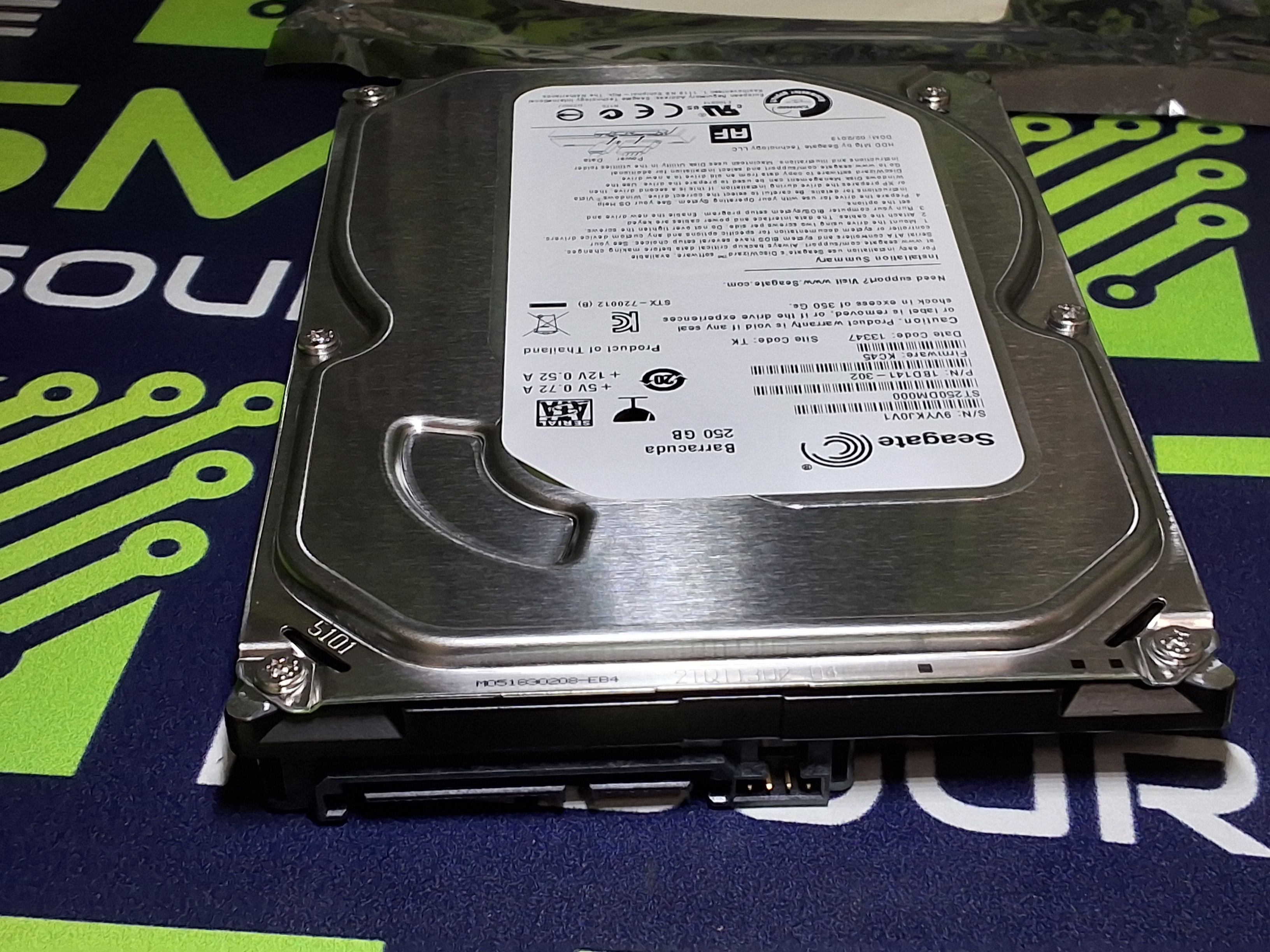 SEAGATE BARRACUDA 1BD141-302 HARD DRIVE 250GB - BRAND NEW