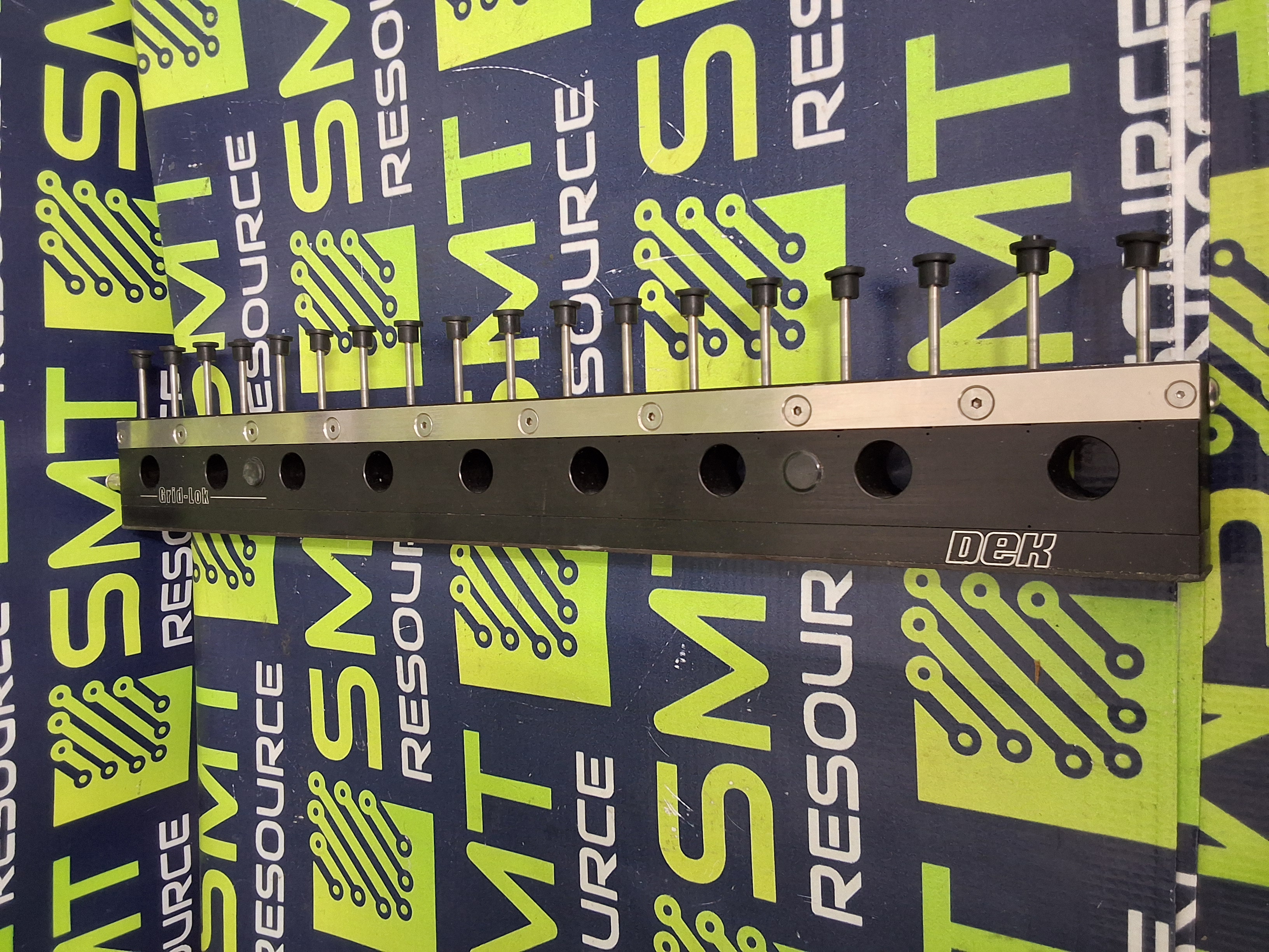 Used DEK GRID-LOK 18 INCH