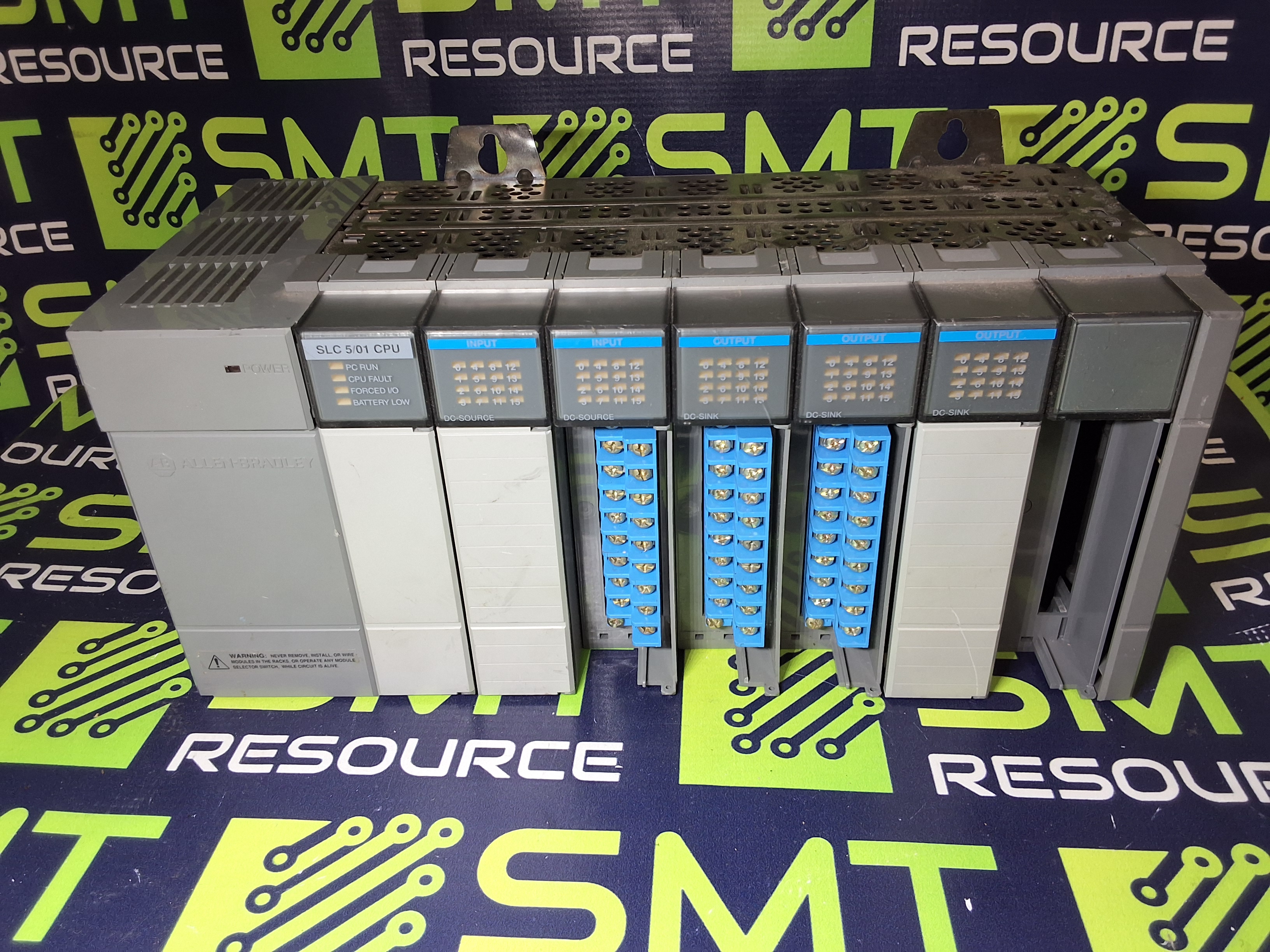 Used ALLEN BRADLEY SLC 500 7-SLOT RACK DC POWER SUPPLY SLC 5/01 CPU MODULE 1746-A7