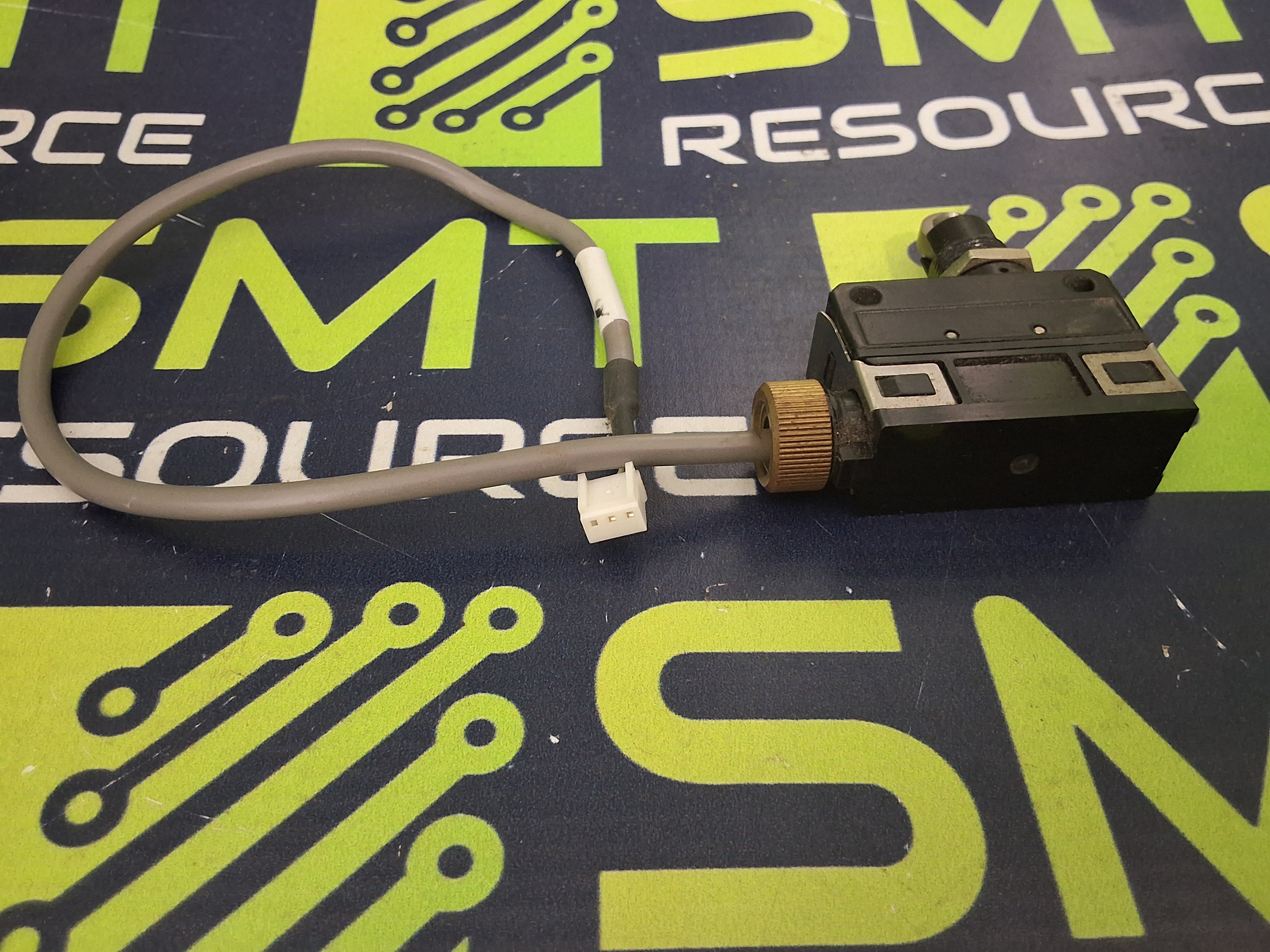 Used YAMATAKE EN60947-5-1 LIMIT SWITCH