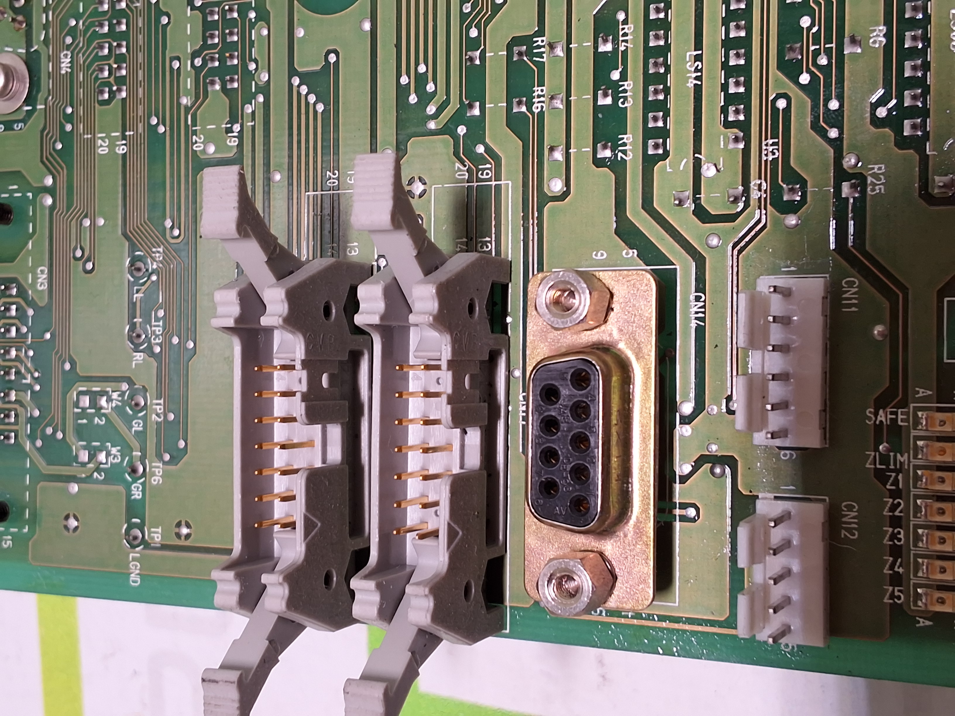 Used JUKI E8612729 E8612729BAO HEAD RELAY PCB