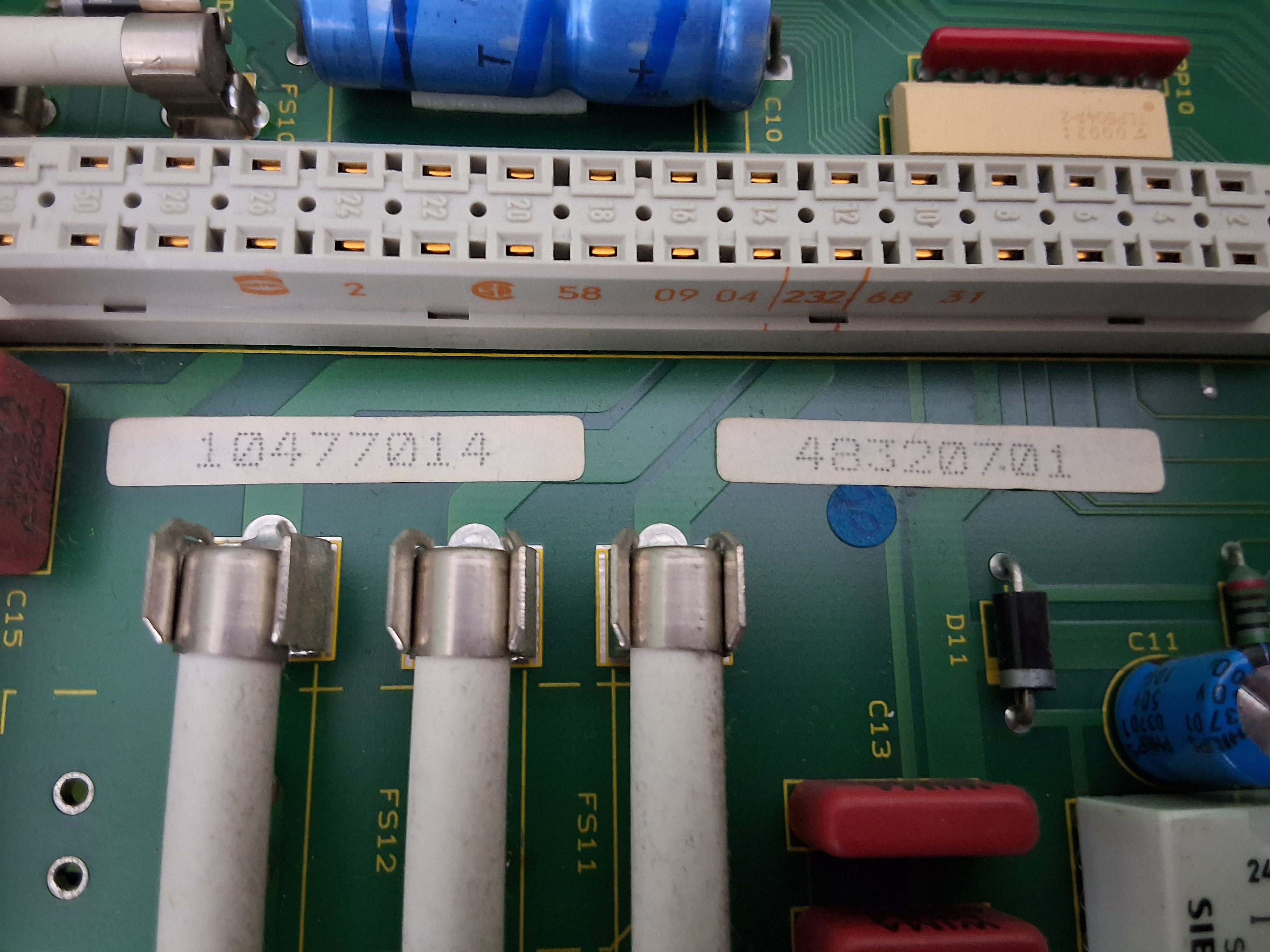 Used PARKER UNIVERSAL INSTRUMENTS 1462.007.04 / 48320701 CIRCUIT BOARD