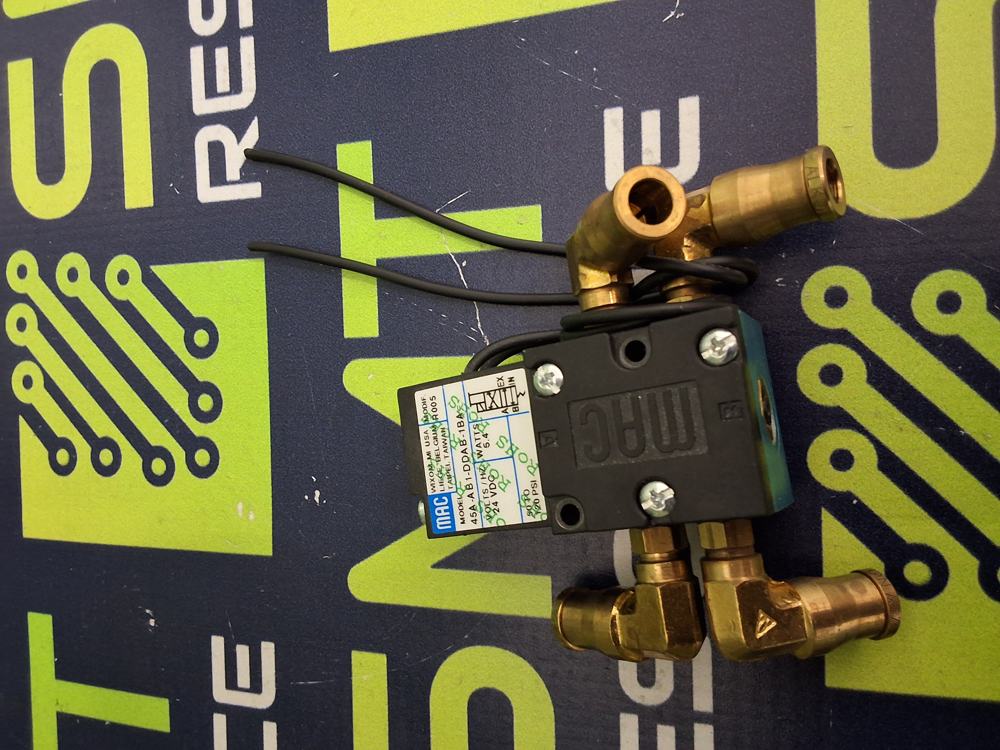 Used MAC 45A-AB1-DDAB-1BA SOLENOID VALVE