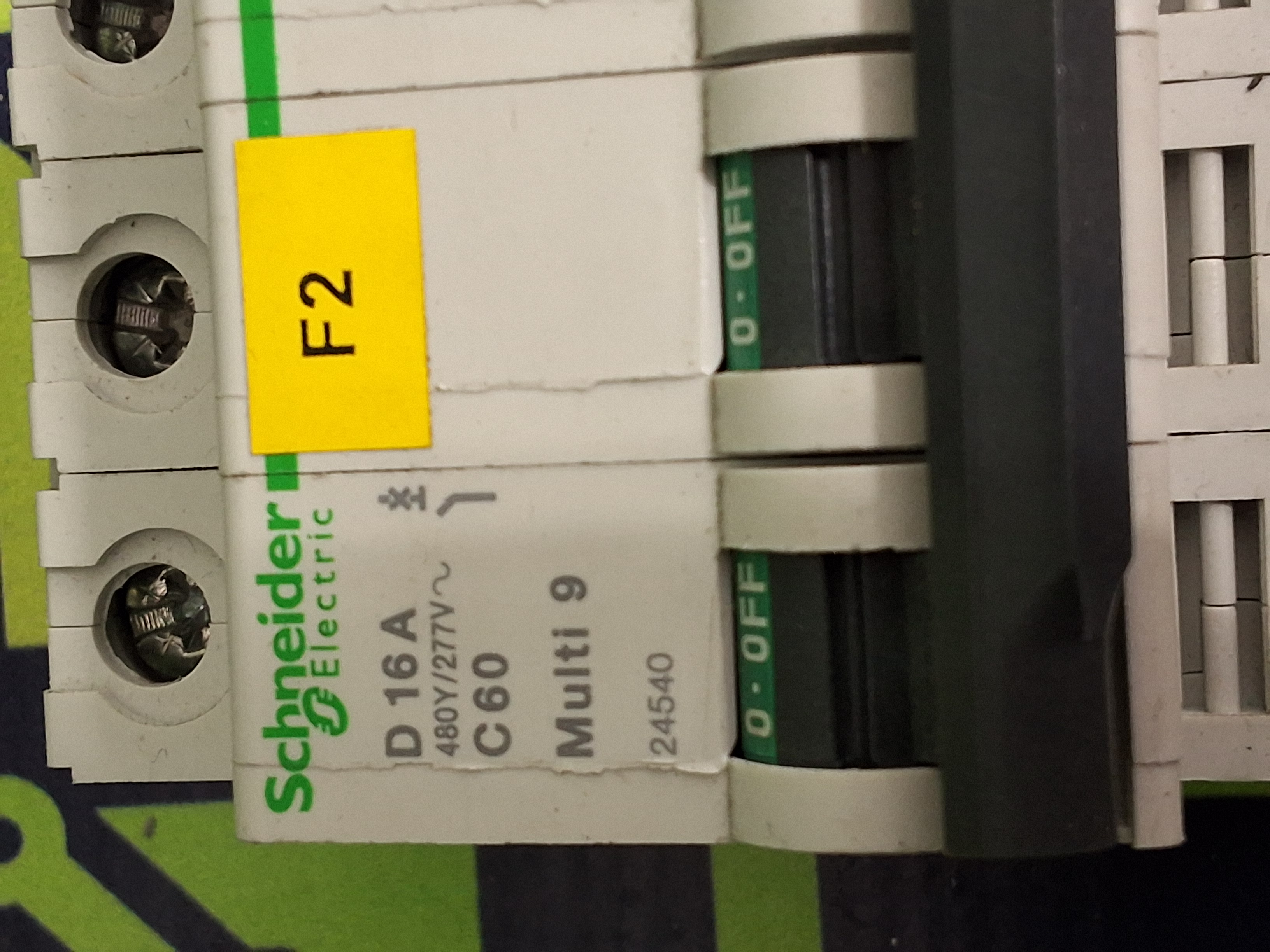 Used SCHNEIDER ELECTRIC MULTI 9 C6-