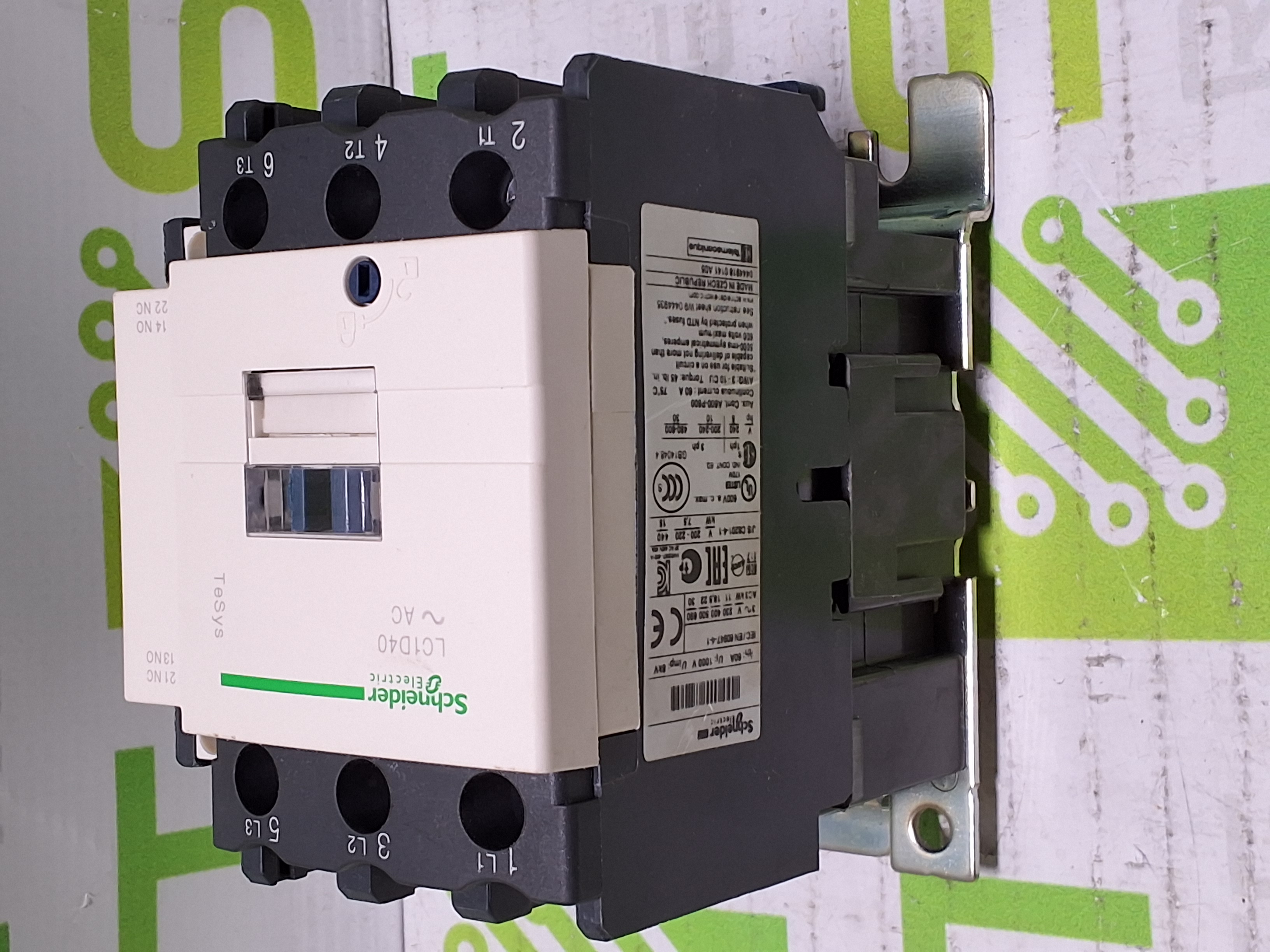 Used SCHNEIDER ELECTRIC LC1D40 CONTACTOR