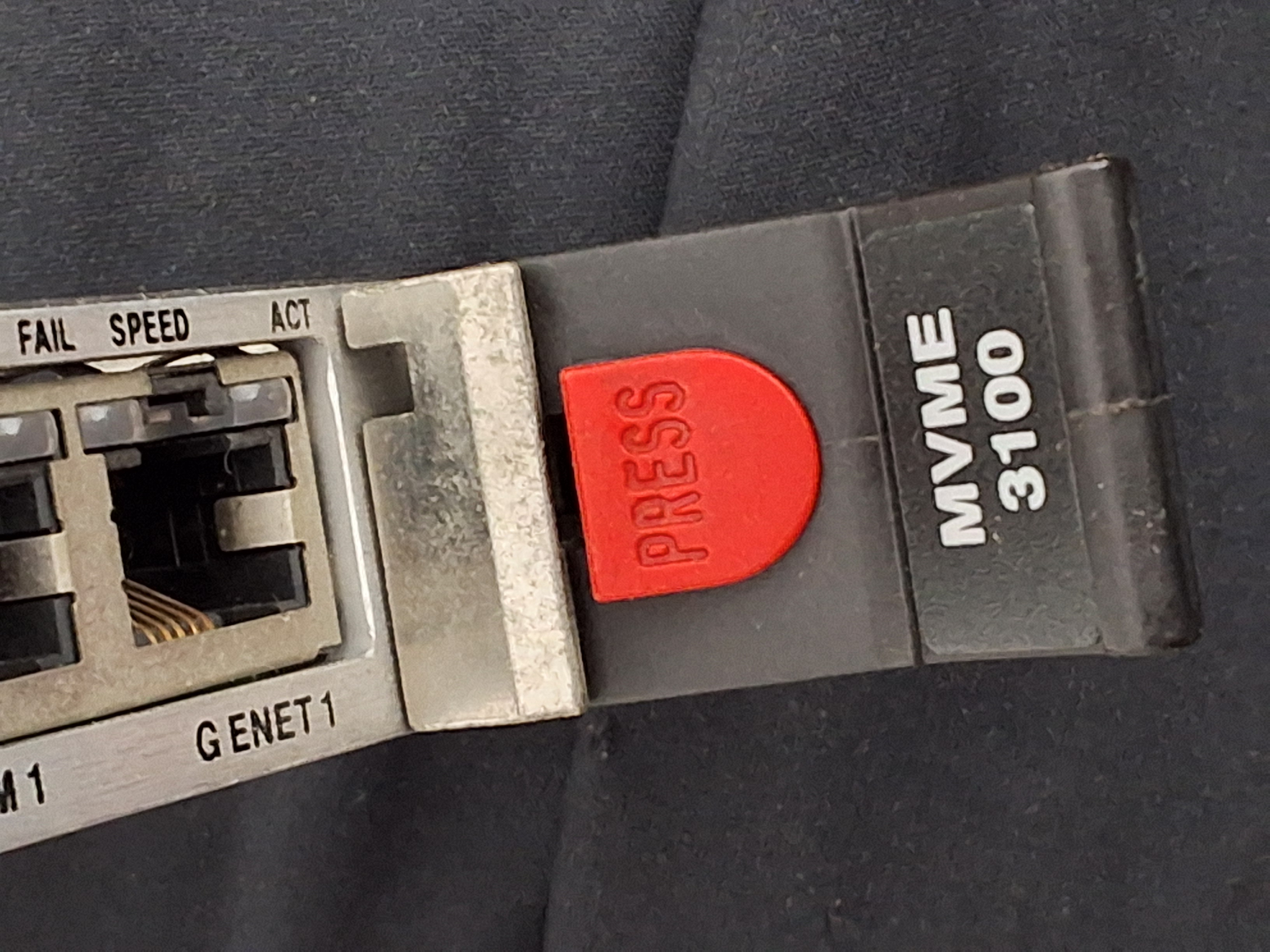 Used MOTOROLA MVME3100 SINGLE BOARD COMPUTER 