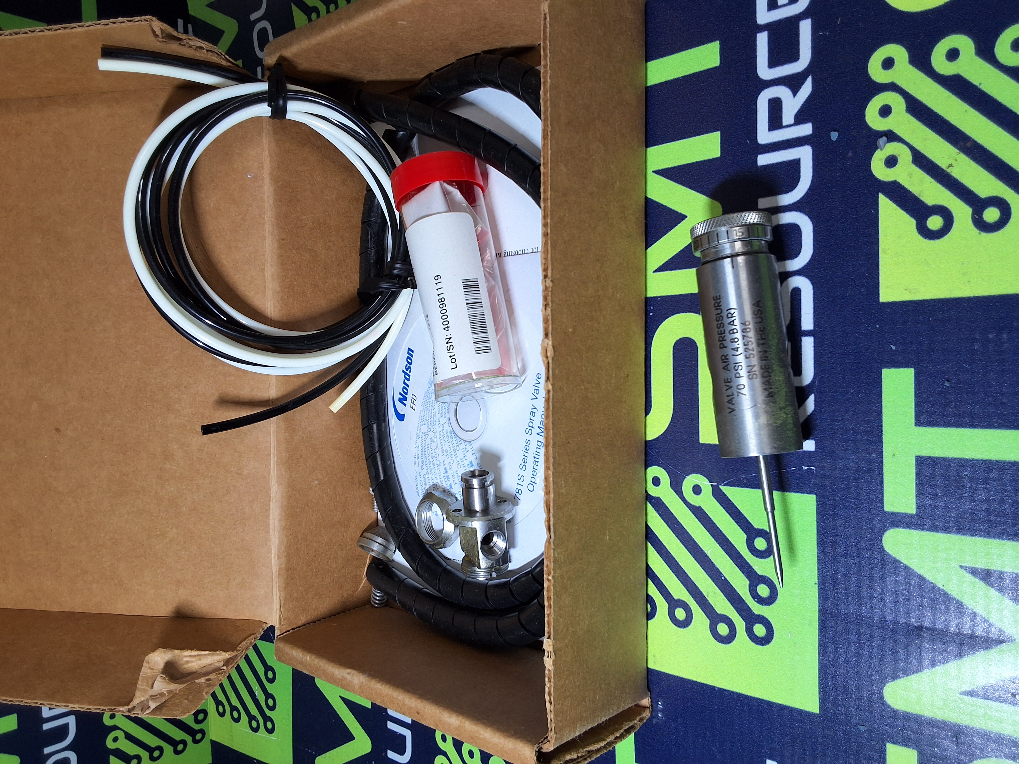 Used NORDSON EFD 781 AIR PRESSURE VALVE ASSEMBLY 70PSI (4.8 BAR) 7021600