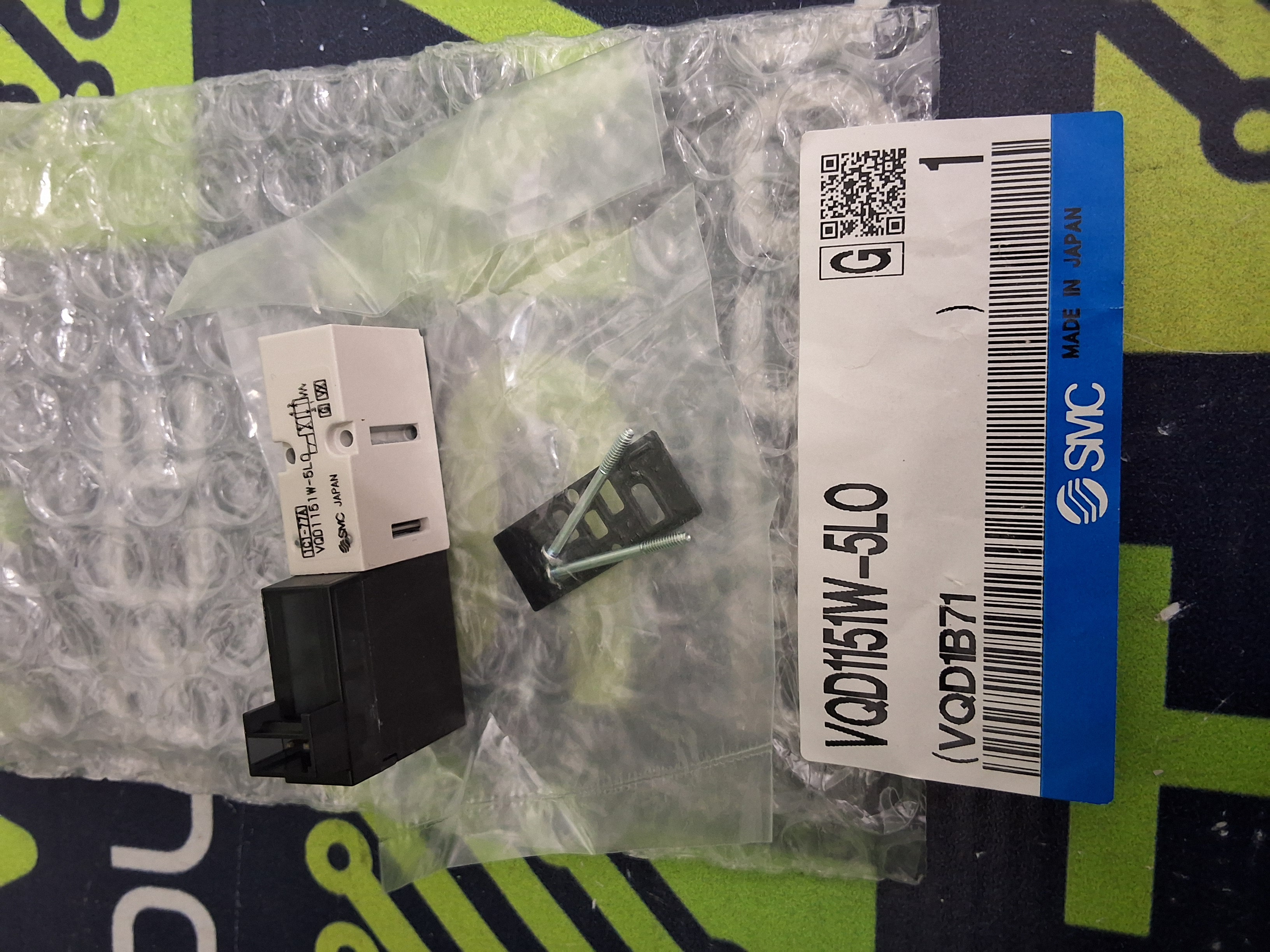 SMC VQDW-5LO SOLENOID VALVE - BRAND NEW
