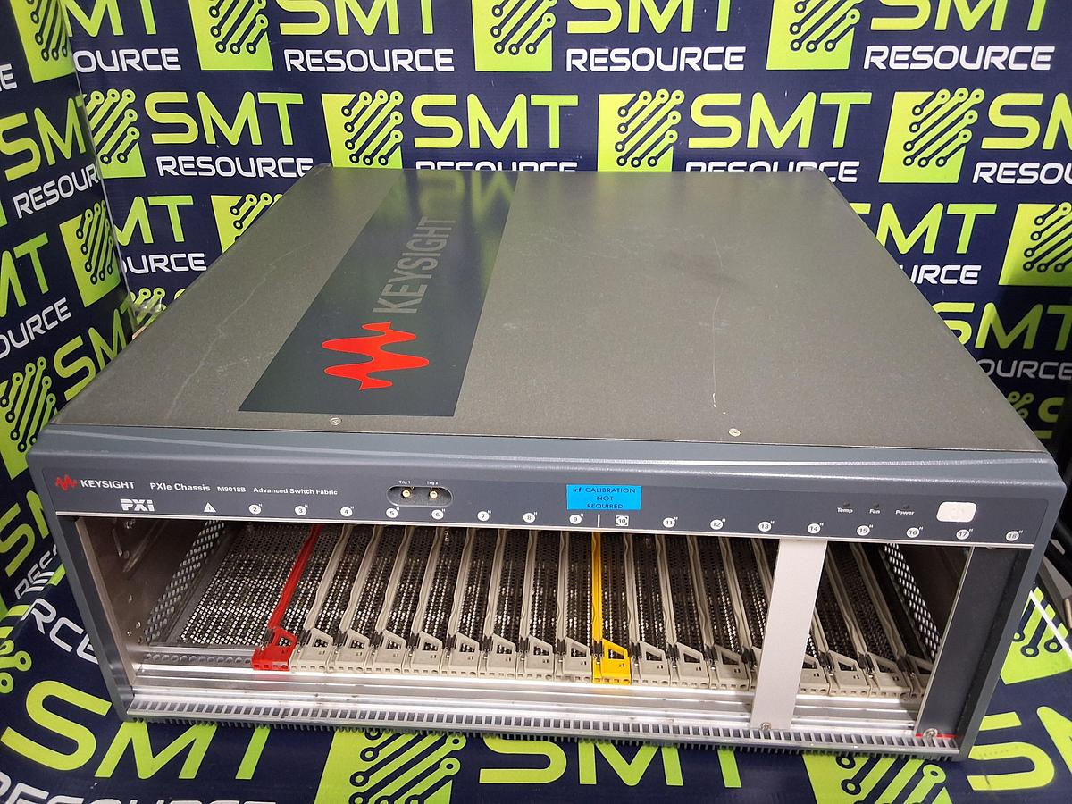 Used KEYSIGHT PXIe CHASSIS M901B ADVANCE SWITCH FABRIC 18-SLOT 220/240V 1300W