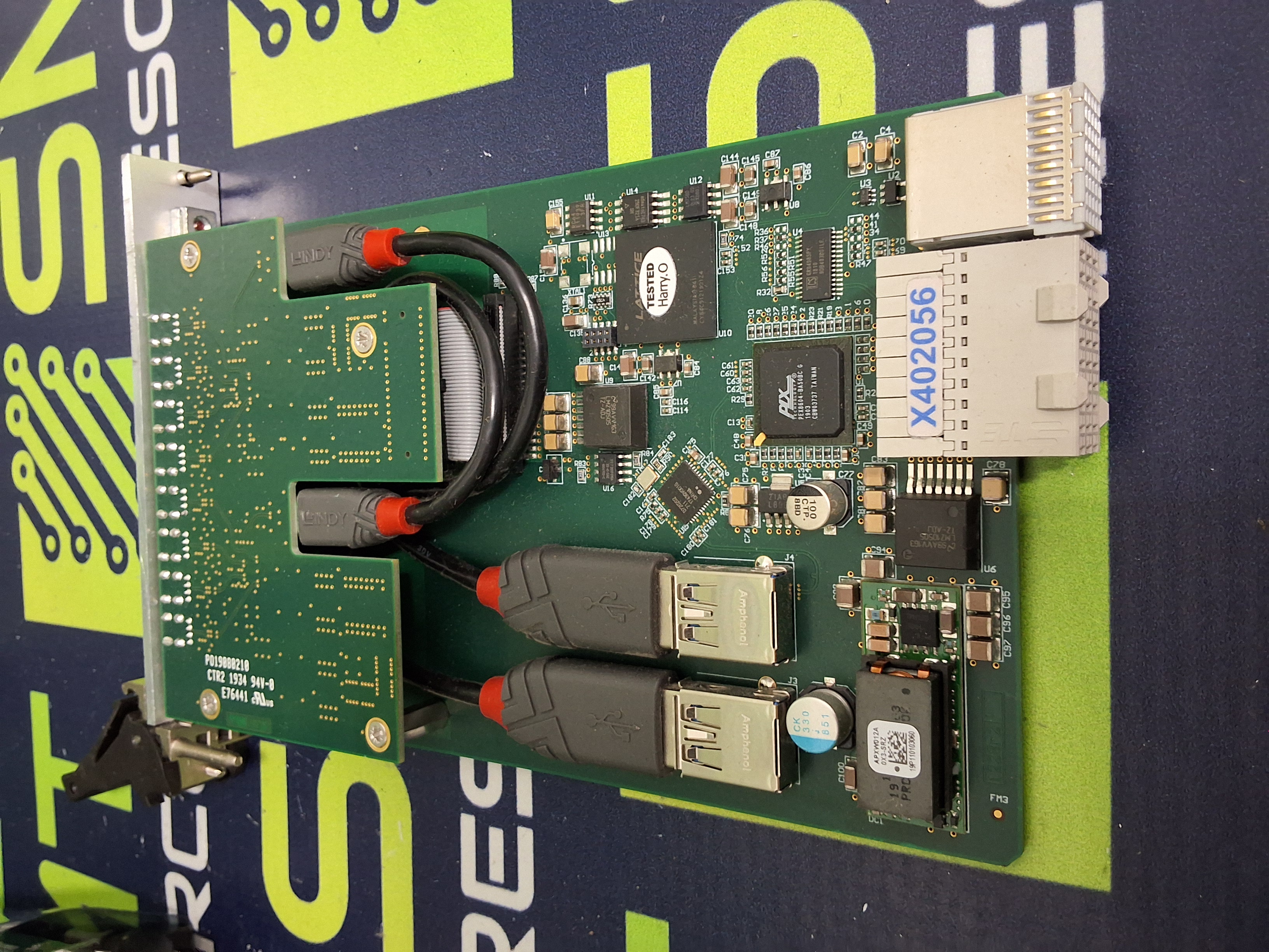 Used PICKERING 40-738-001 PROGRAMMABLE 8-PORT USB 2.0 PXI MODULE
