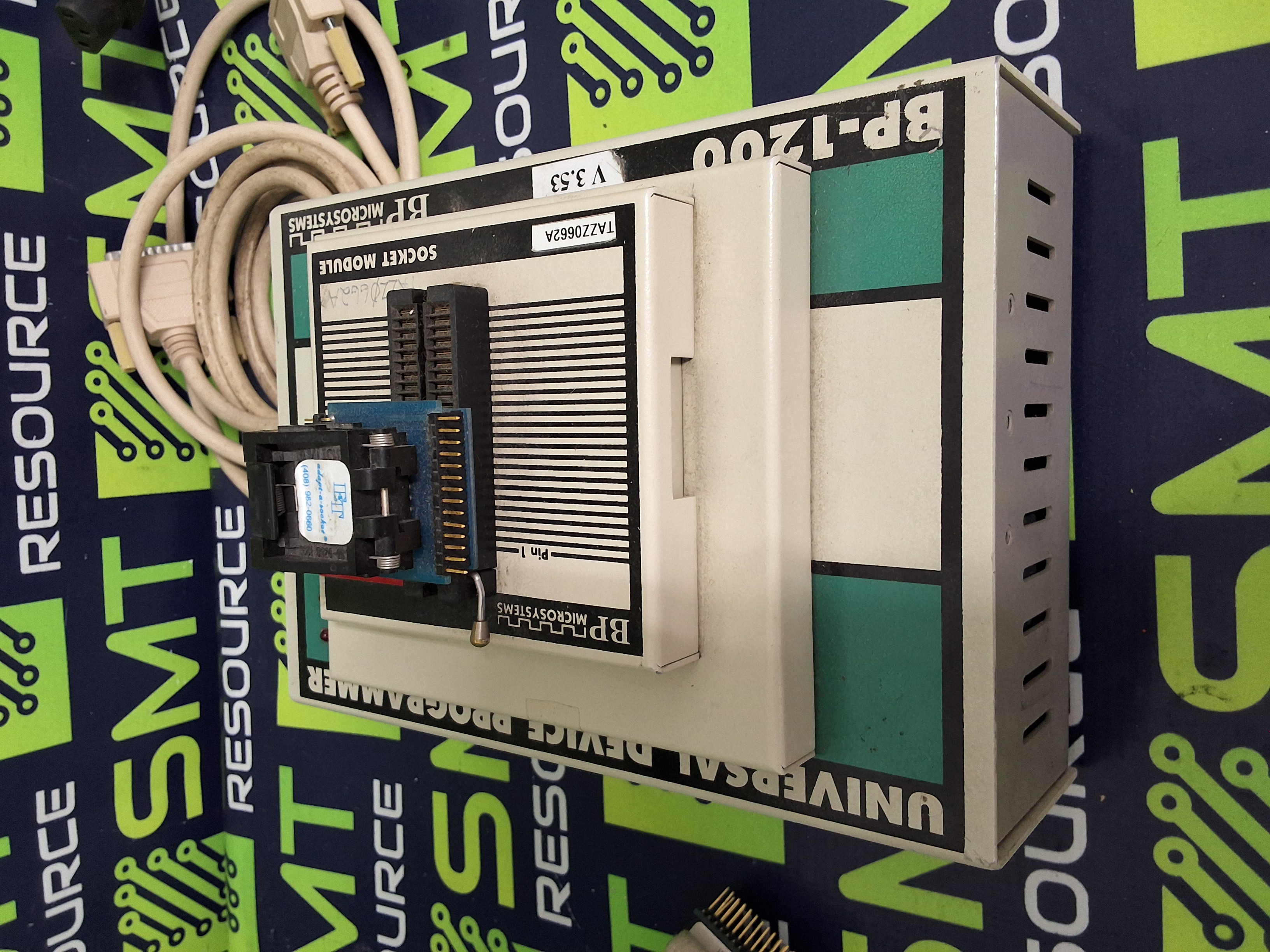 Used BP MICROSYSTEMS BP-1200 UNIVERSAL DEVICE PROGRAMMER WITH SM44P SOCKET MODULE AND CABLES