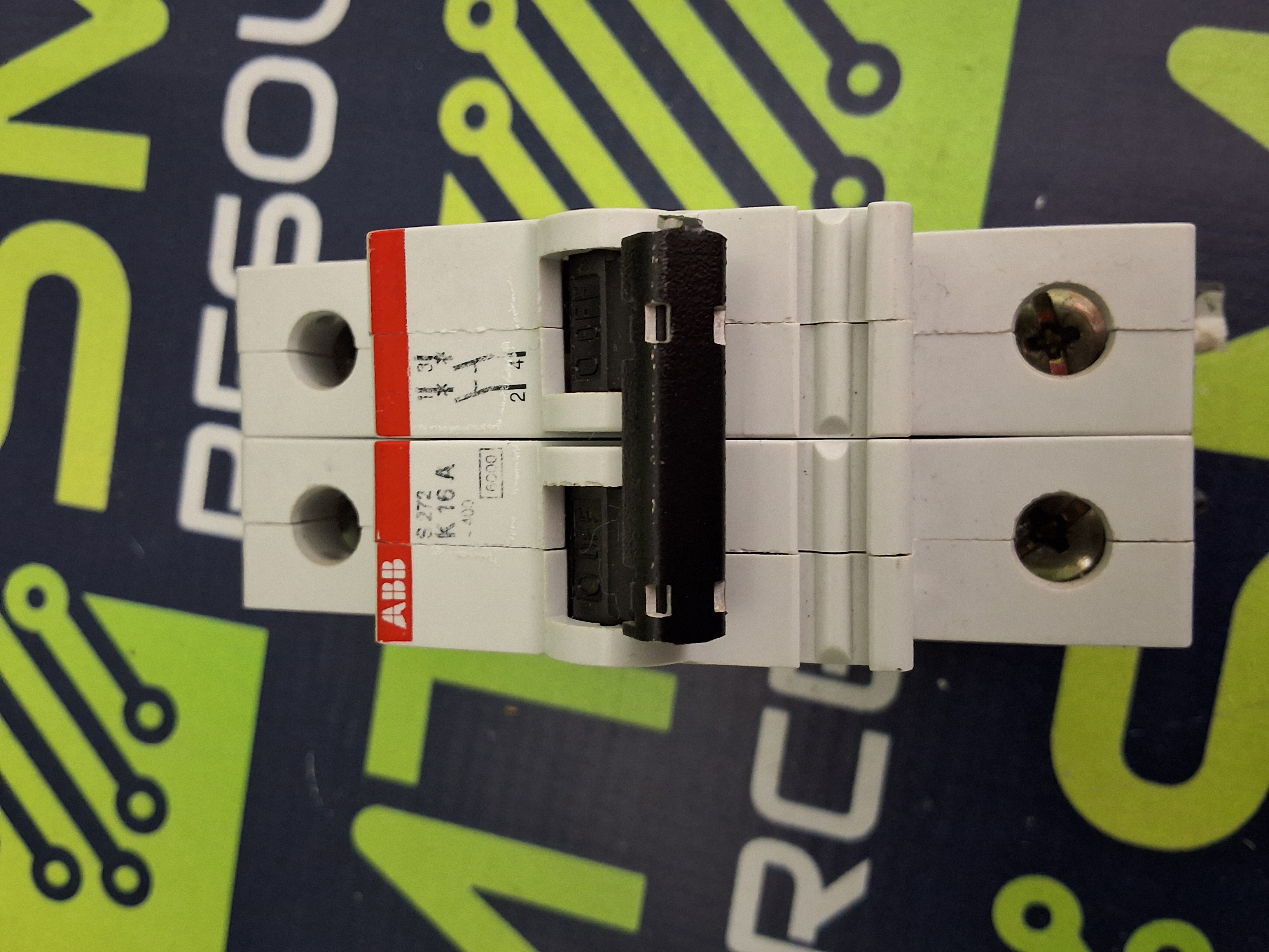 Used ABB S272-K16A MINIATURE CIRCUIT BREAKER 2-POLE 480VAC
