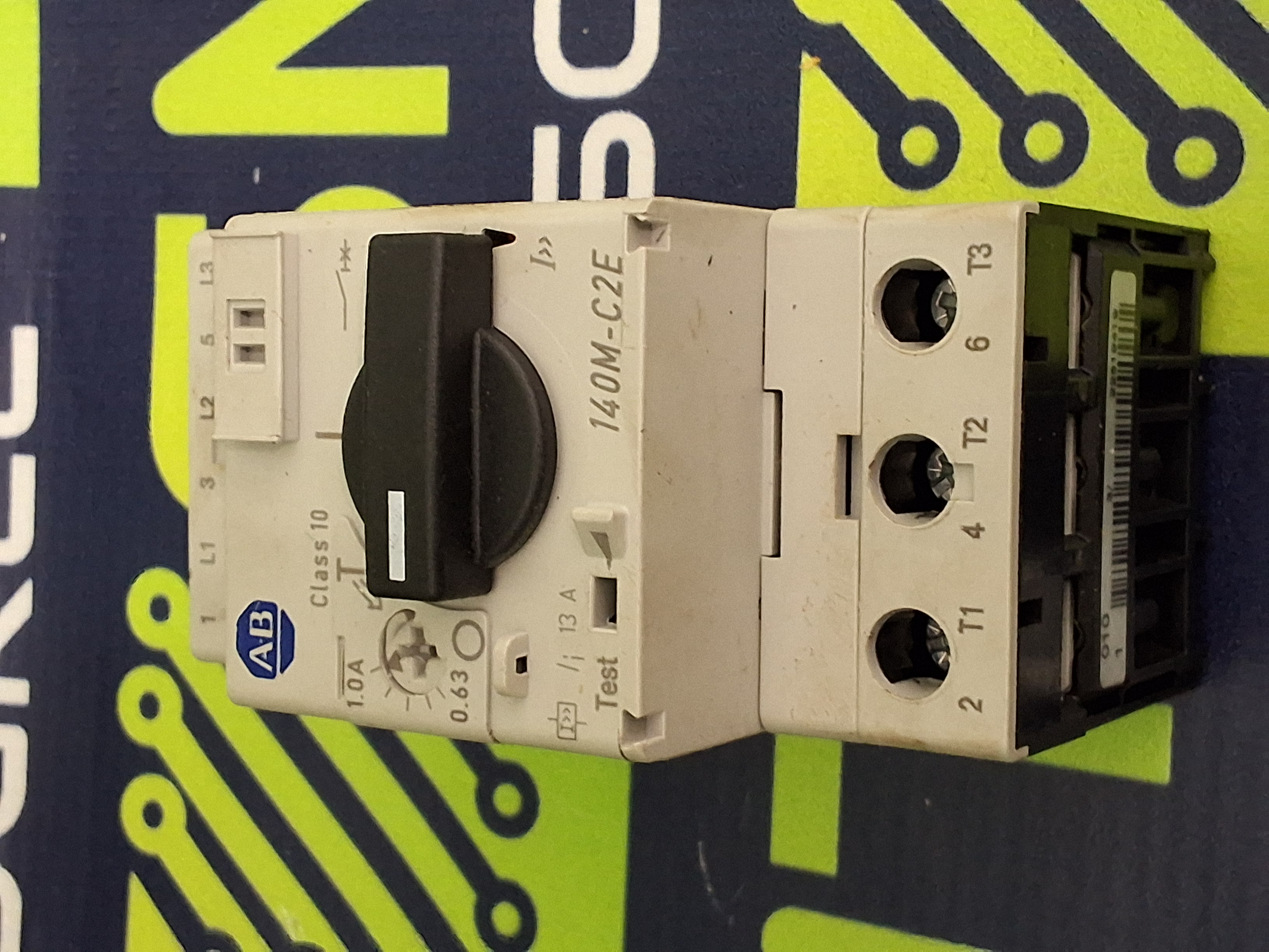 Used ALLEN-BRADLEY 140M-C2E-B10 / 140M-C2E CIRCUIT BREAKER 2-PHASE 13A 50/60Hz