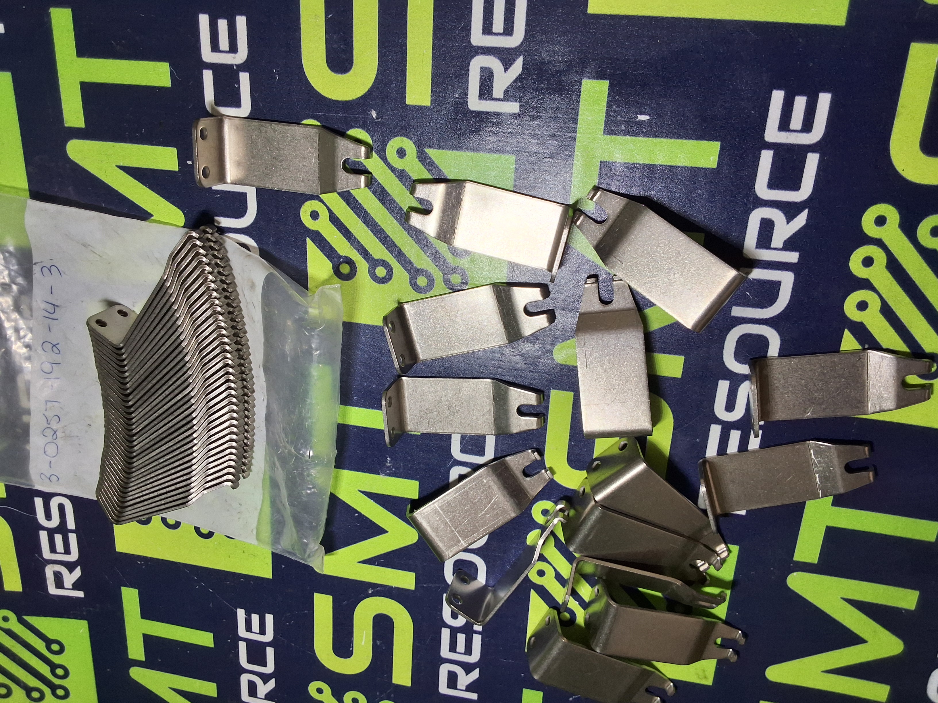 Used Electrovert Wave Solder Machine 3-0257-192-14-3 Titanium Rail Fingers