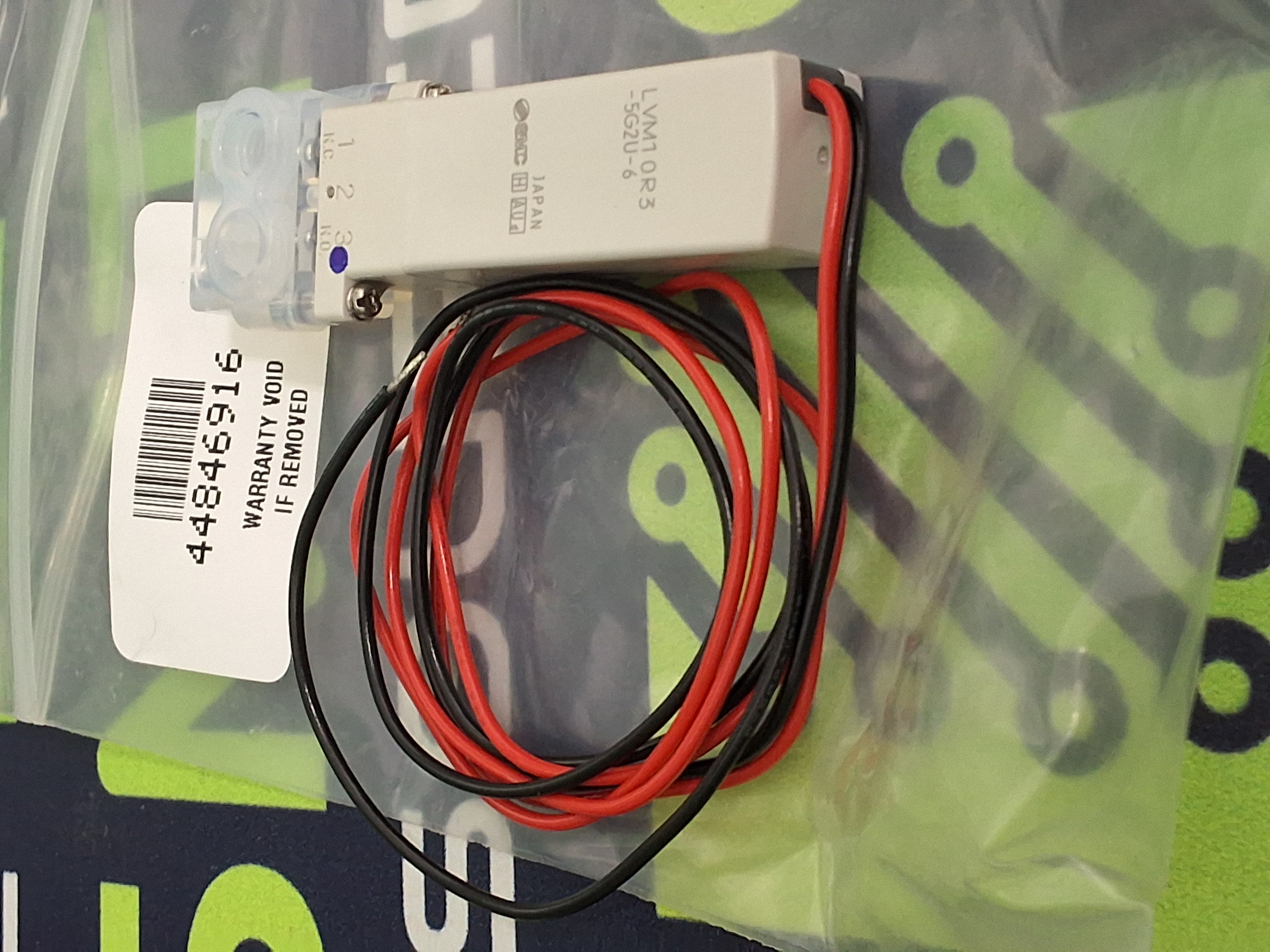 SMC LVM10R3-5G2U-6 SOLENOID VALVE 24VDC - BRAND NEW