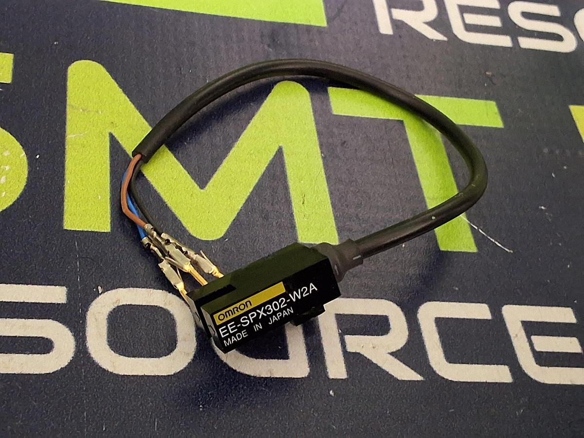 Used OMRON EE-SPX302-W2A PHOTOELECTRIC SENSOR