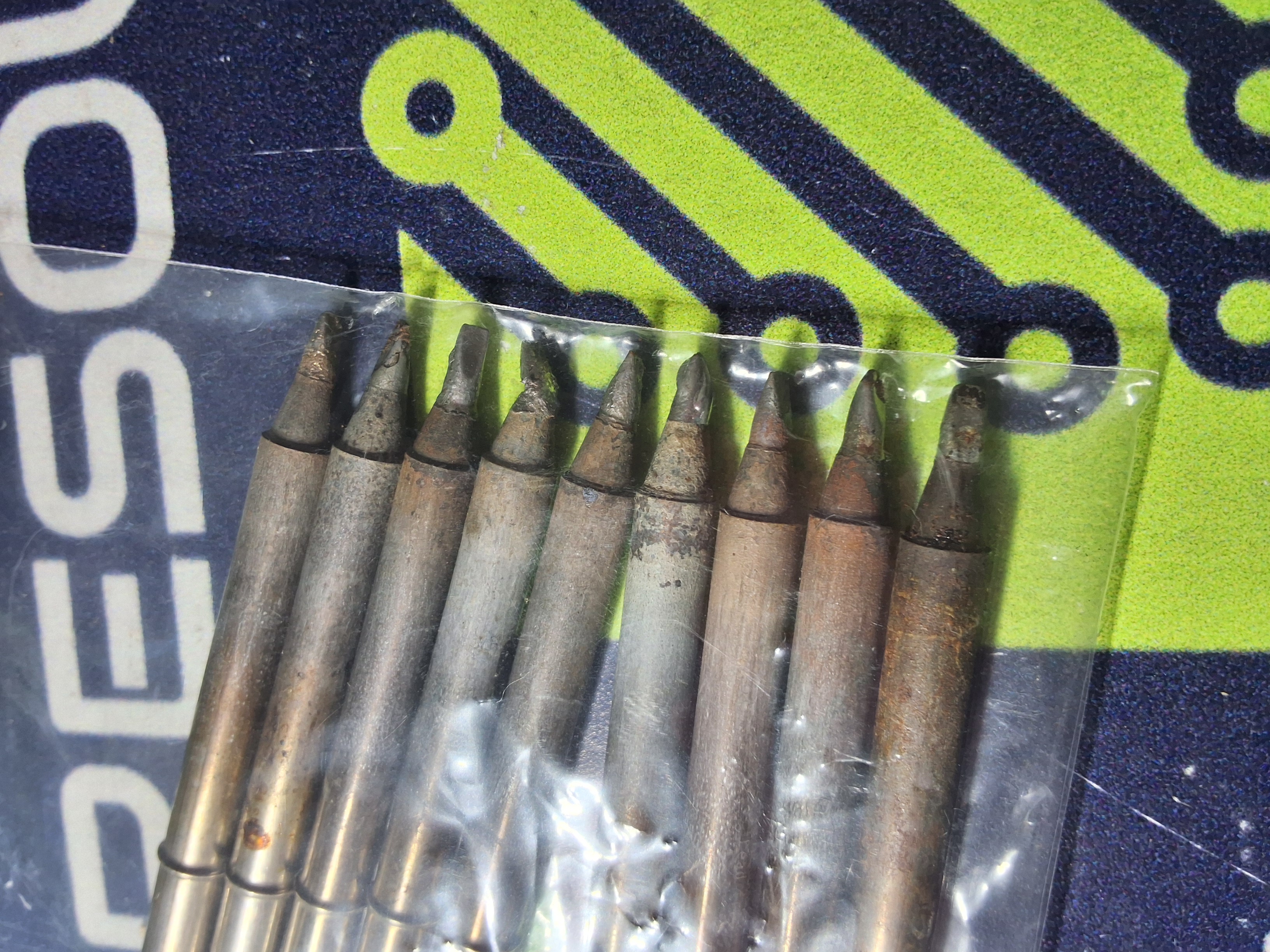 Used HAKKO T15-D24 SOLDERING TIP; CHISEL 2.4 x 10mm - LOT OF 9