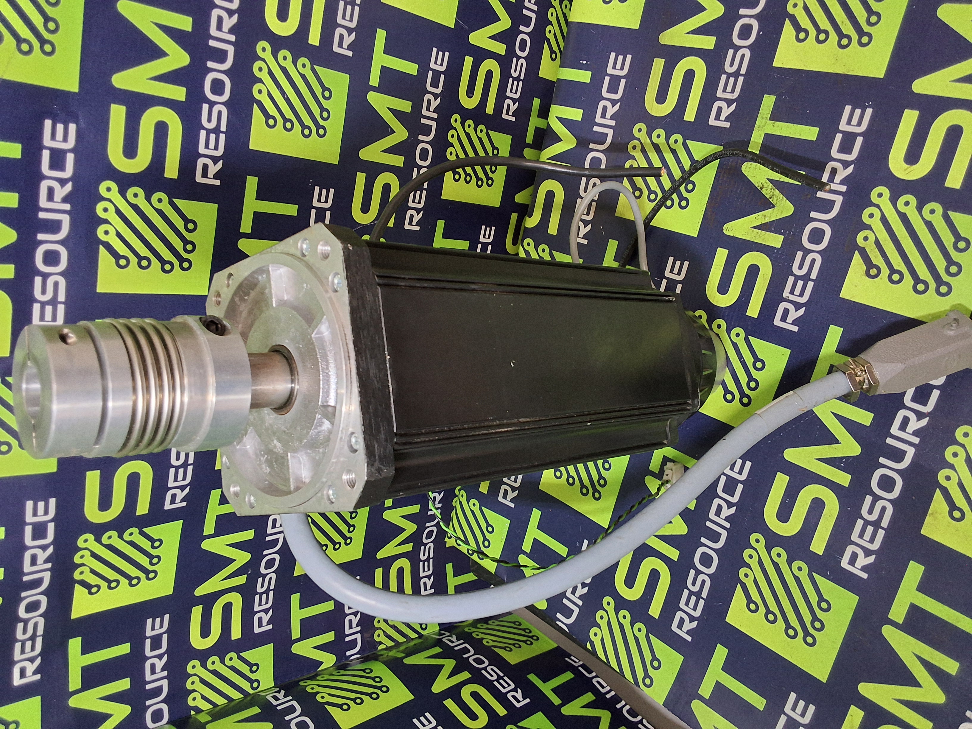 Used SSD PARVEX LX650CHR6502 BRUSHLESS SERVO MOTOR WITH AKN 30 GERWAH PF 02/08 MOTOR COUPLER