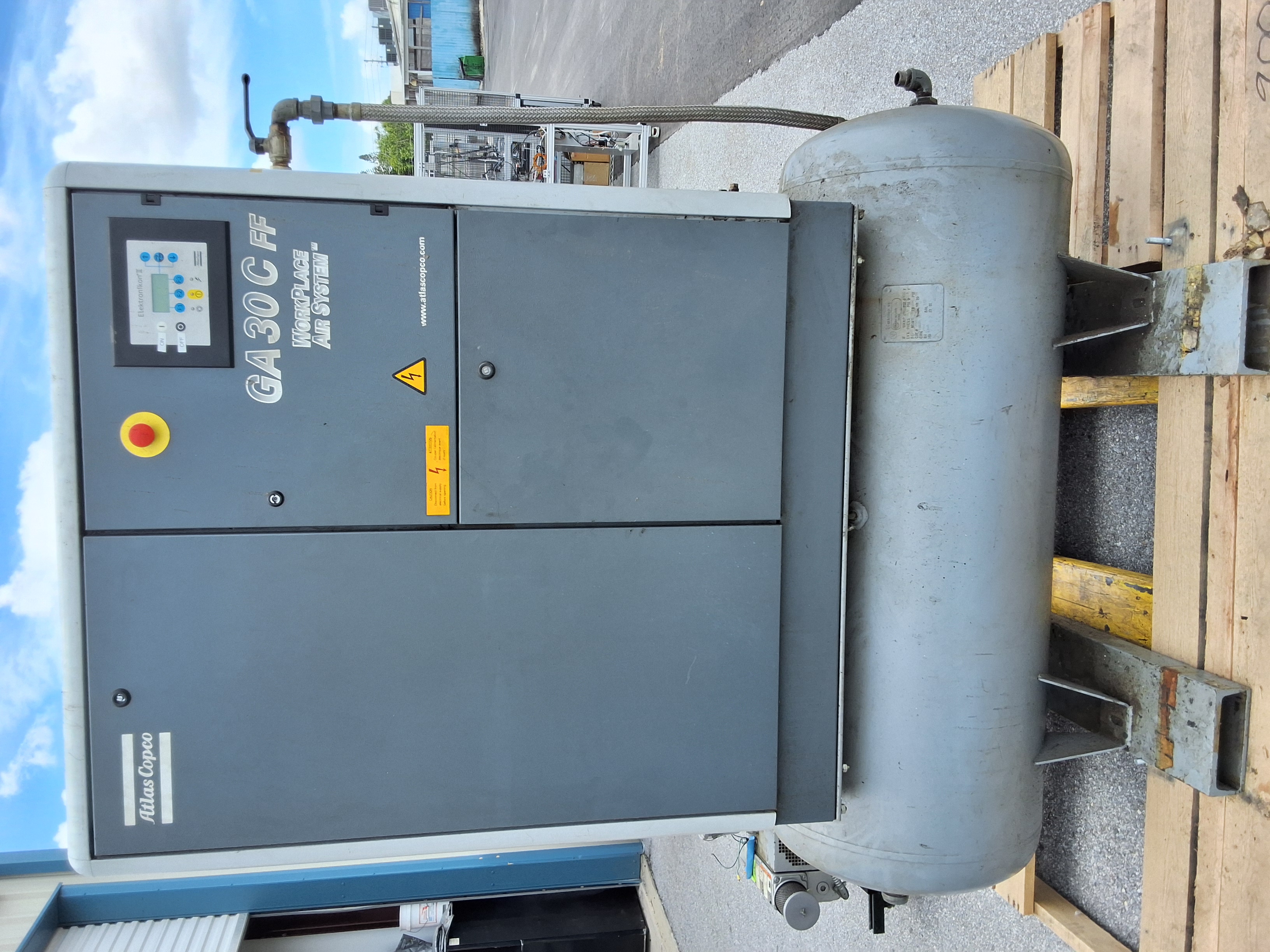 Used ATLAS COPCO GA30C FF WORKPLACE AIR SYSTEM 40HP (30kW) INDUSTRIAL ROTARY SCREW AIR COMPRESSOR WITH BUILT-IN REFRIGERANT AIR DRYER
