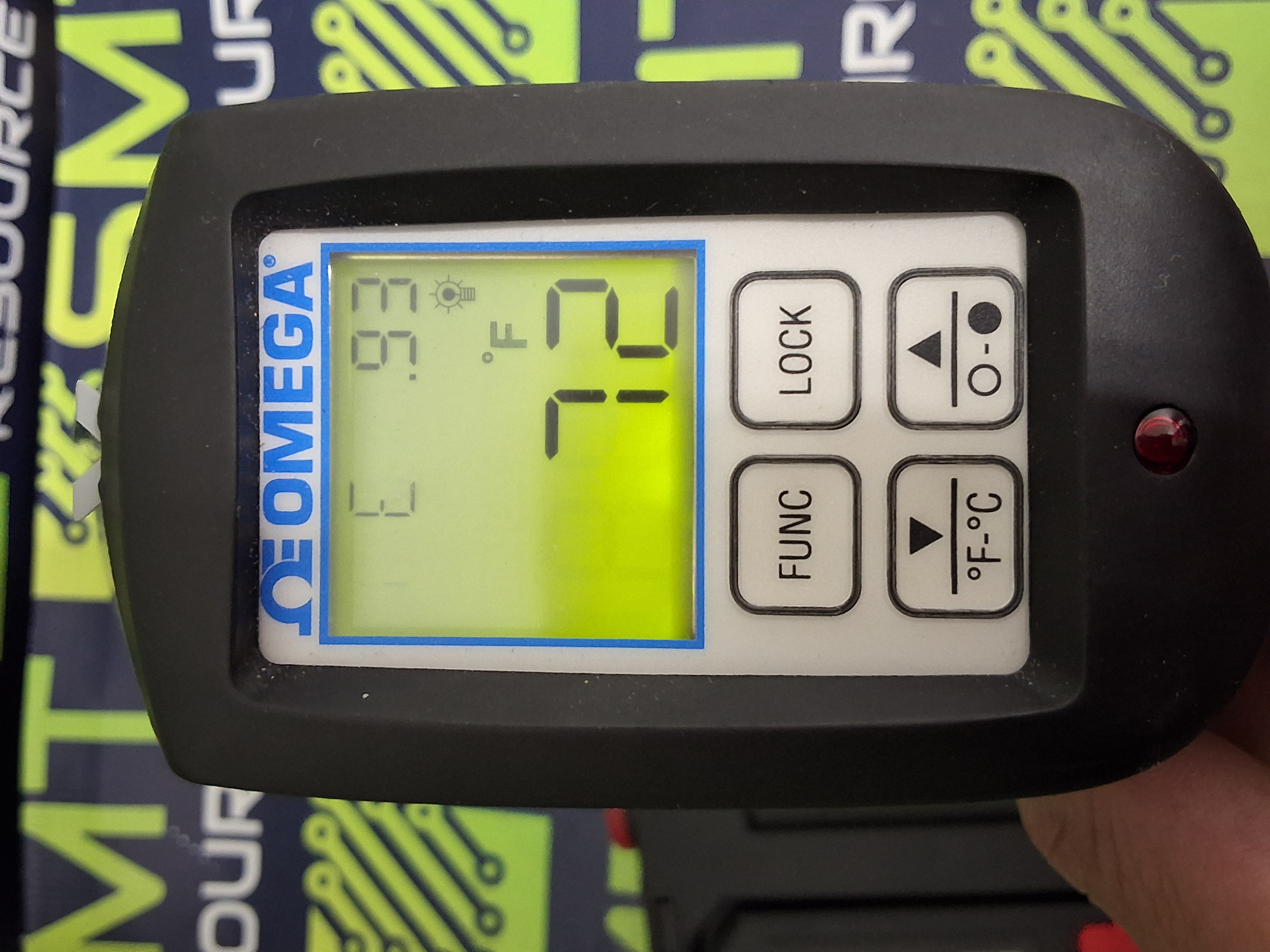 Used OMEGASCOPE OS530 HANDHELD INFRARED THERMOMETER -22/250F