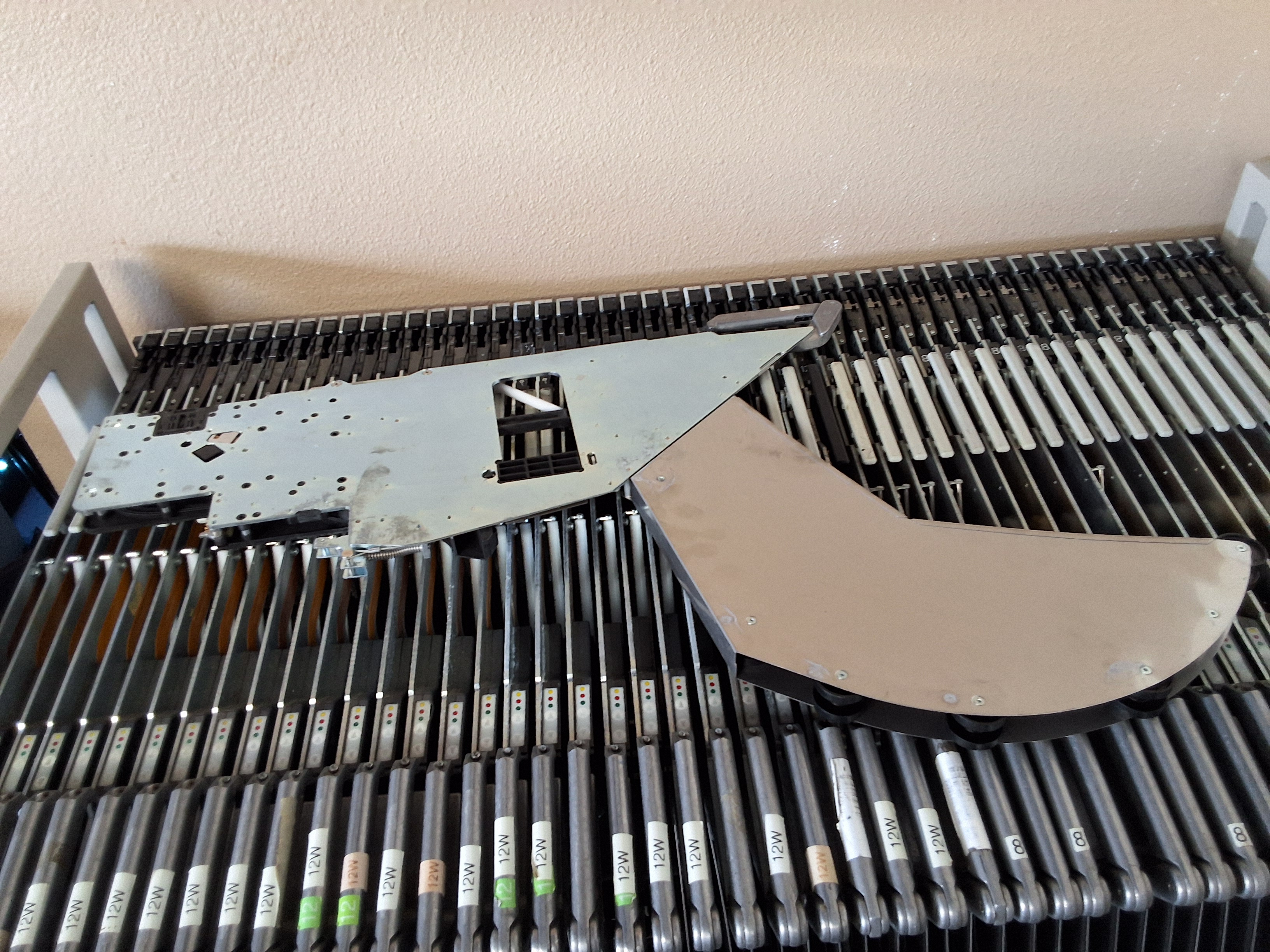 Used ASSEMBLEON ITF2 16mm R4.1 TAPE AND REEL FEEDER PA 2654/28