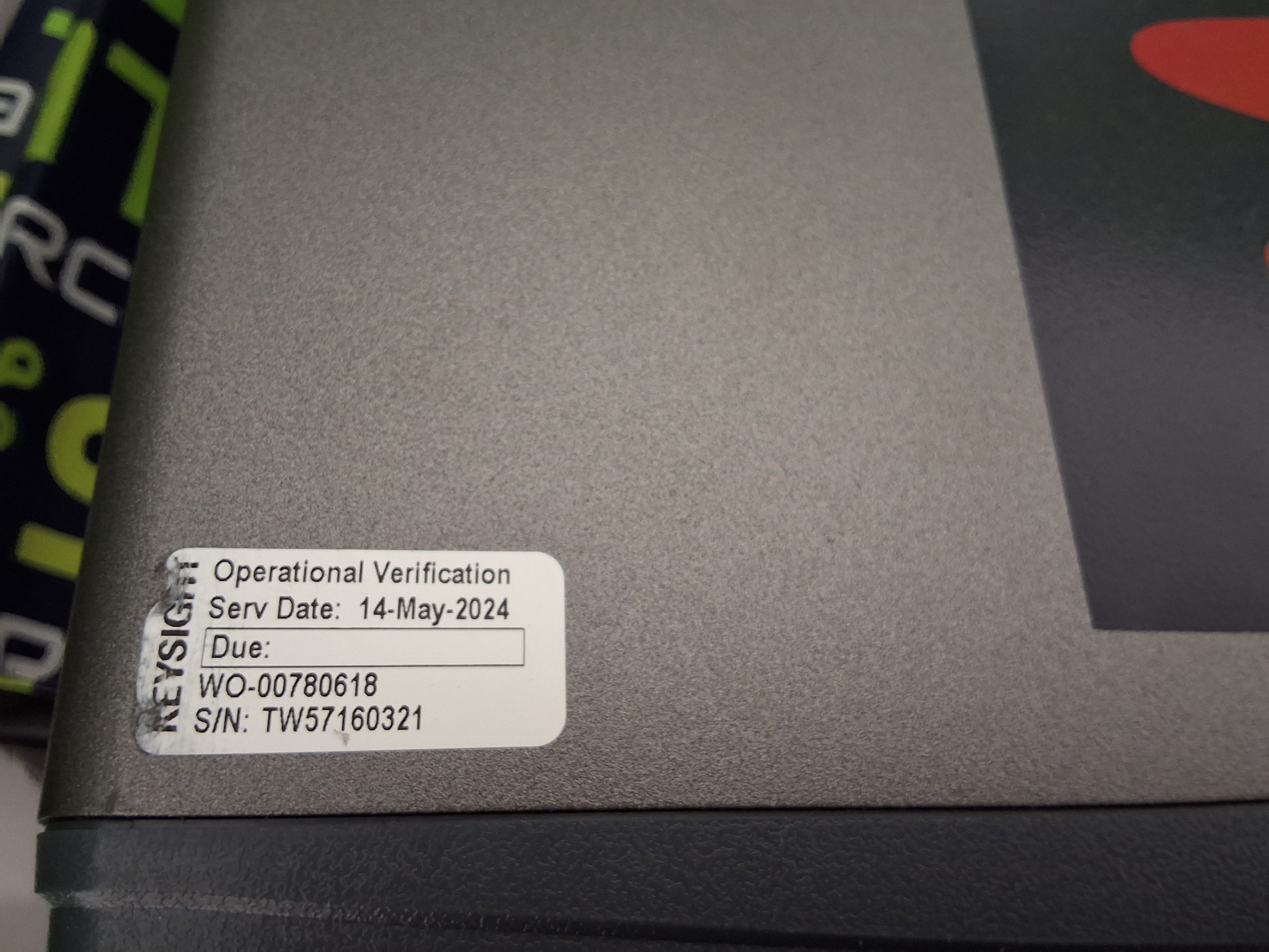 Used KEYSIGHT PXIe CHASSIS M9018B ADVANCED SWITCH FABRIC 18-SLOT 220/240V 1300W
