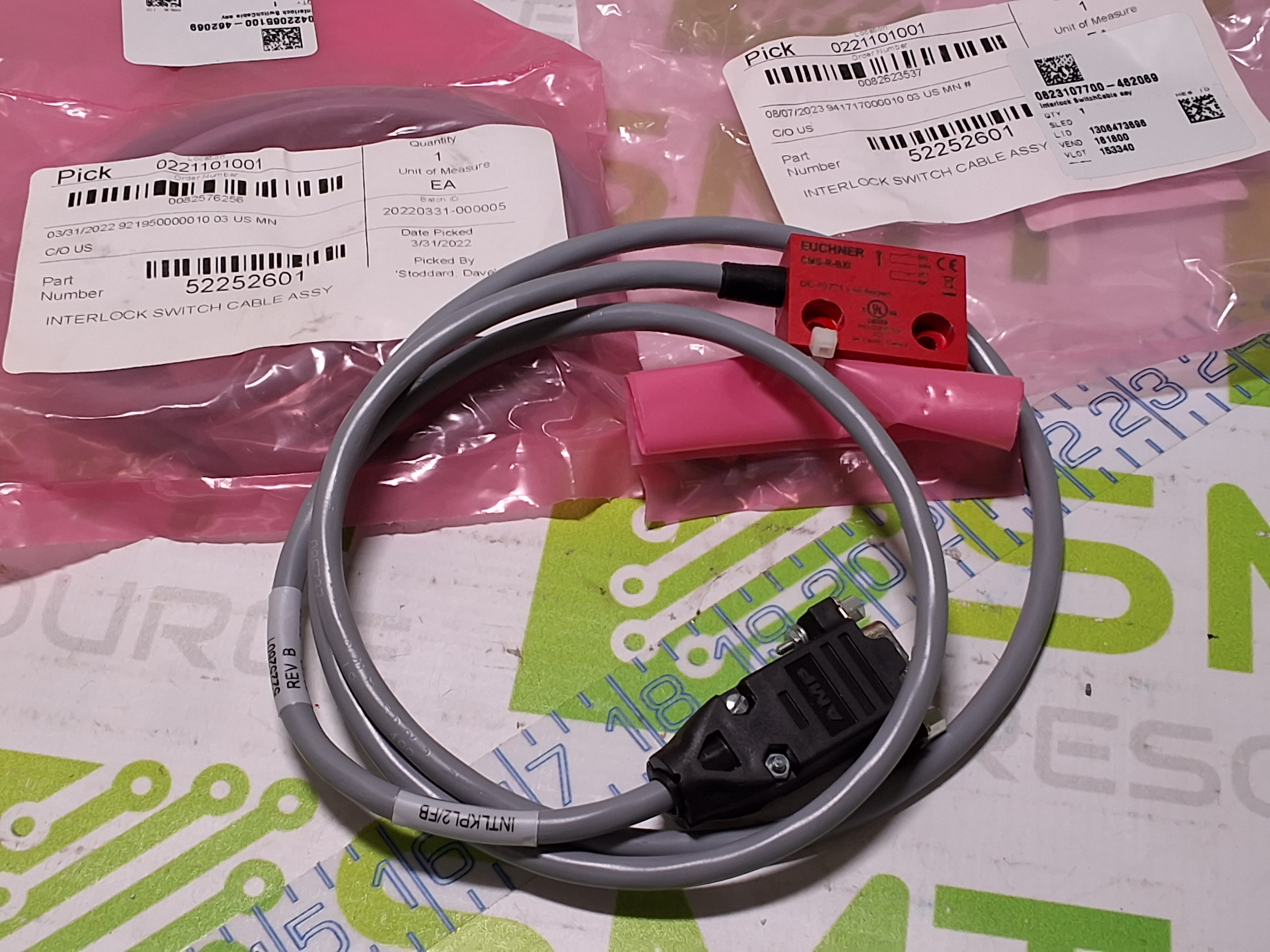 EUCHNER CMS-R-BXI SWITCH - (BRAND NEW)