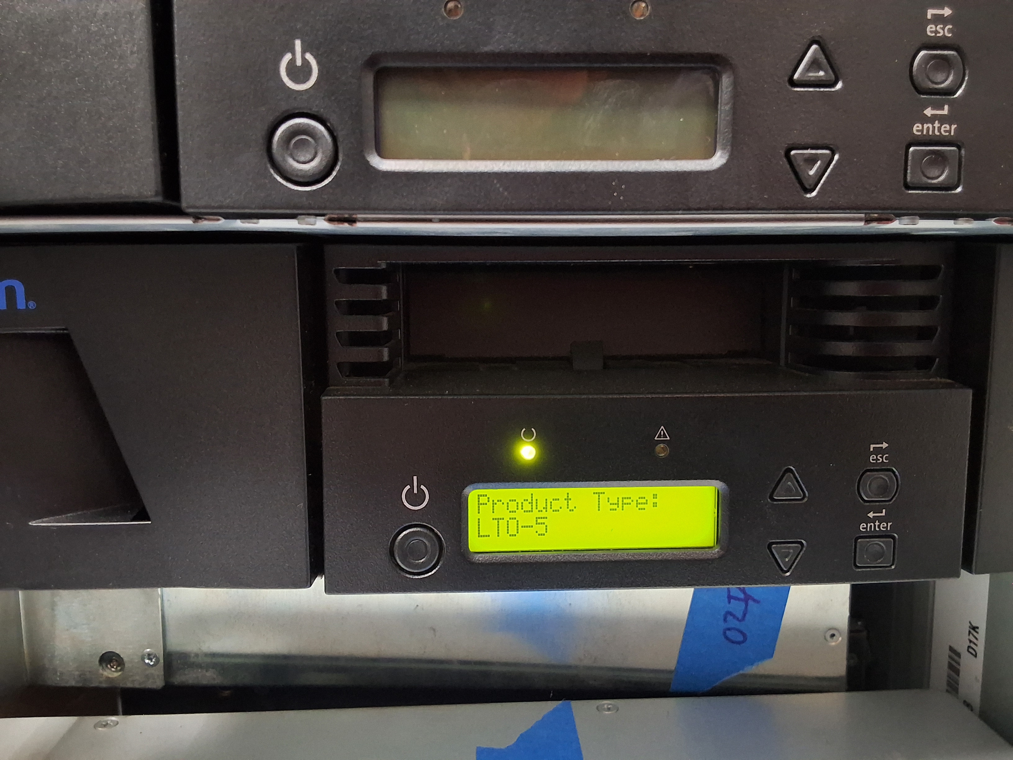 QUANTUM L700 SUPERLOADER 3 TAPE STORAGE AUTOLOADER