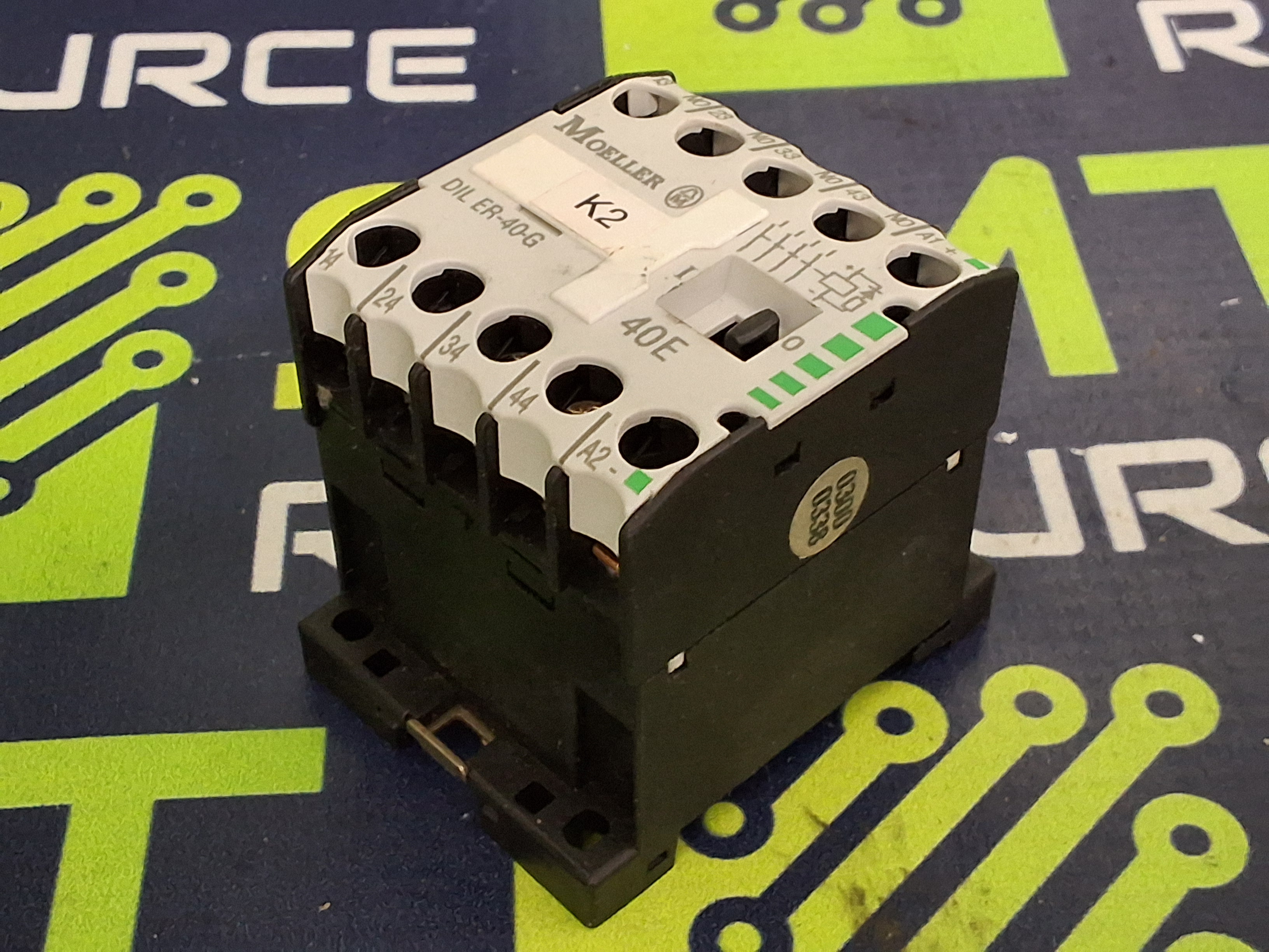 Used MOELLER DIL ER-40-G CONTACTOR RELAY 24VDC