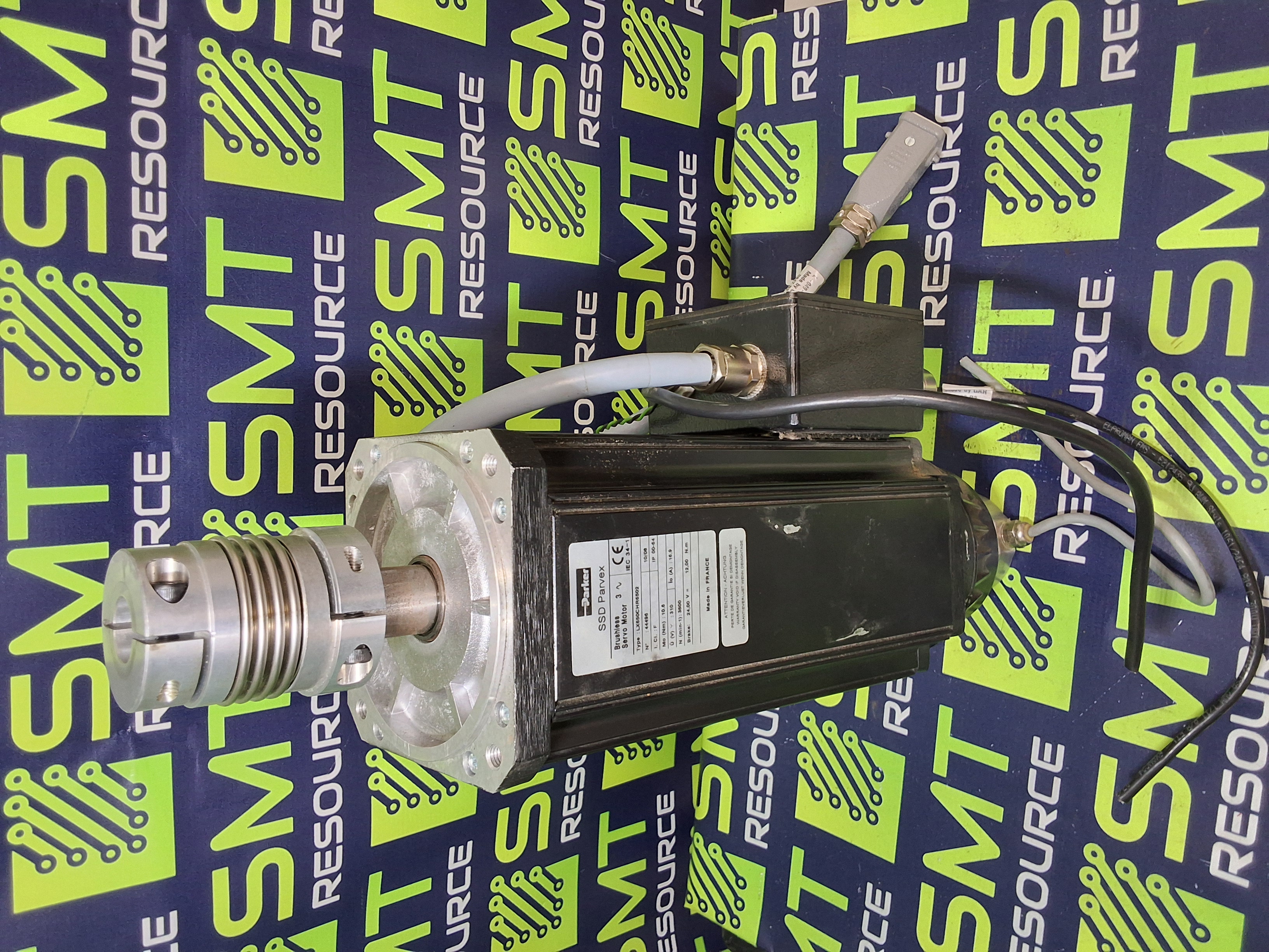 Used SSD PARVEX LX650CHR6502 BRUSHLESS SERVO MOTOR WITH AKN 30 GERWAH PF 02/08 MOTOR COUPLER