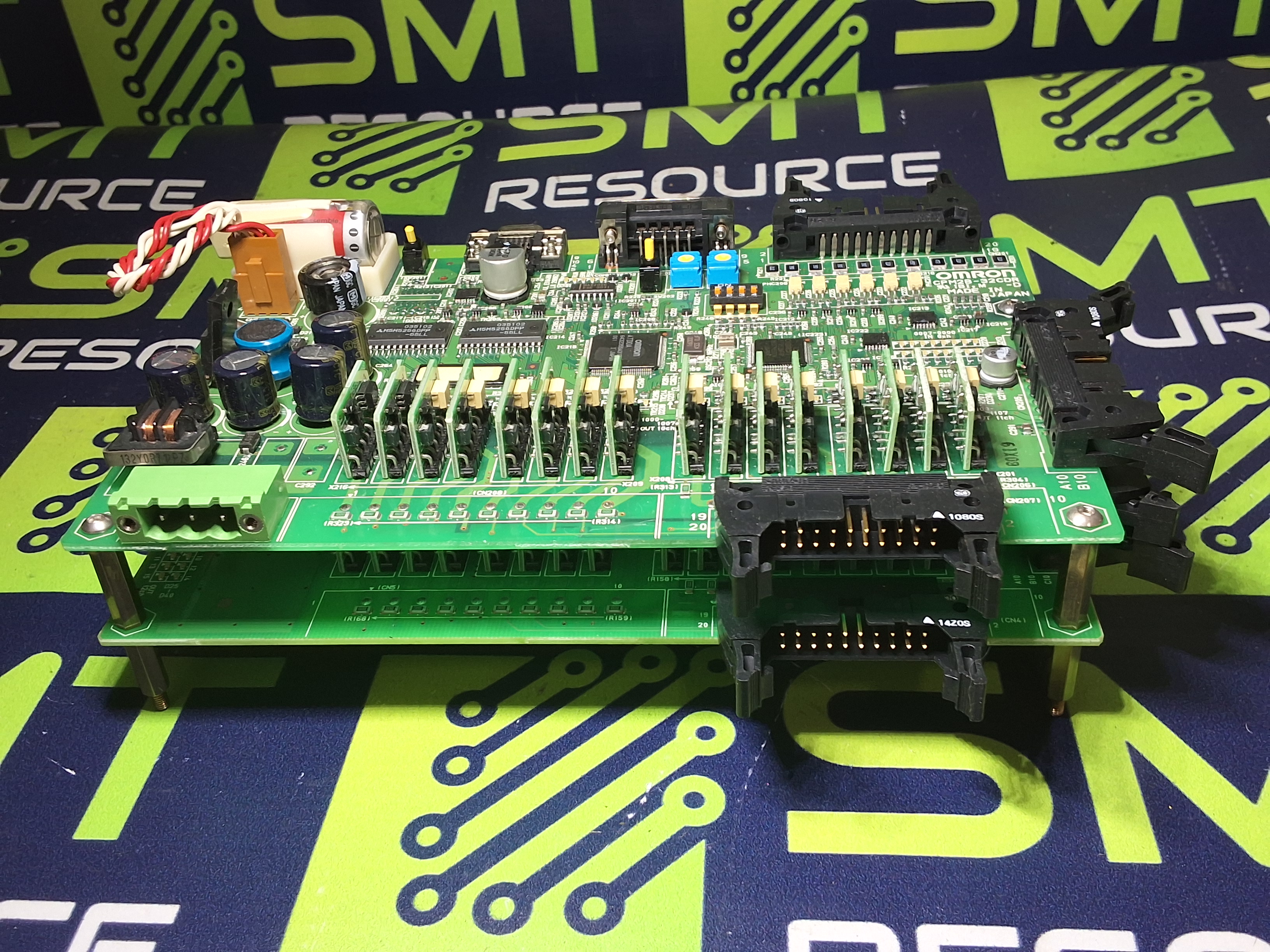 Used OMRON CPM2B-32CDR WITH OMRON CPM2B-32EDR CONTROLLER ASSEMBLY BOARD