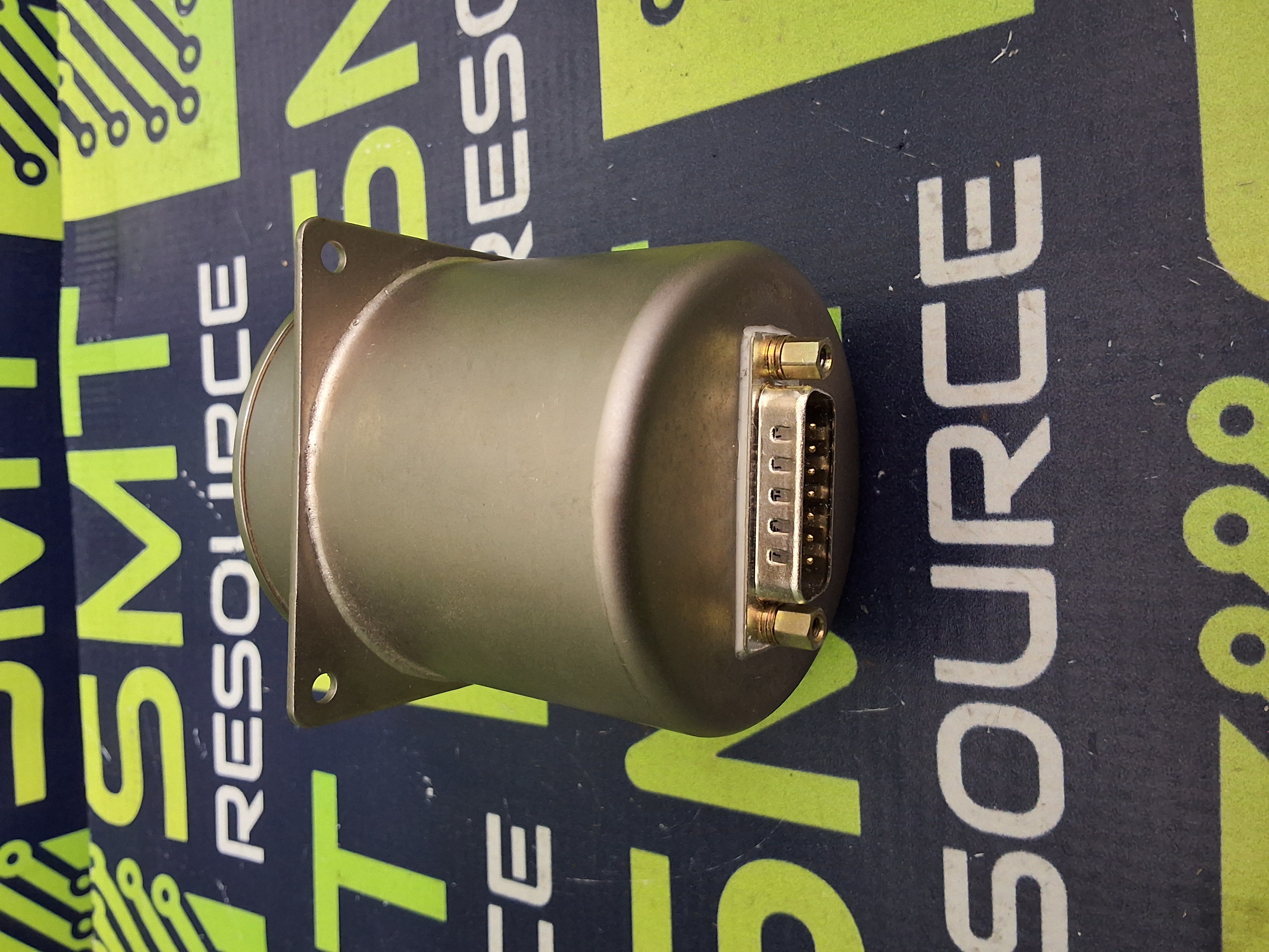 Used DUCOMMUN TECHNOLOGIES 8HS2M24-H COAXIAL SWITCH 28VDC