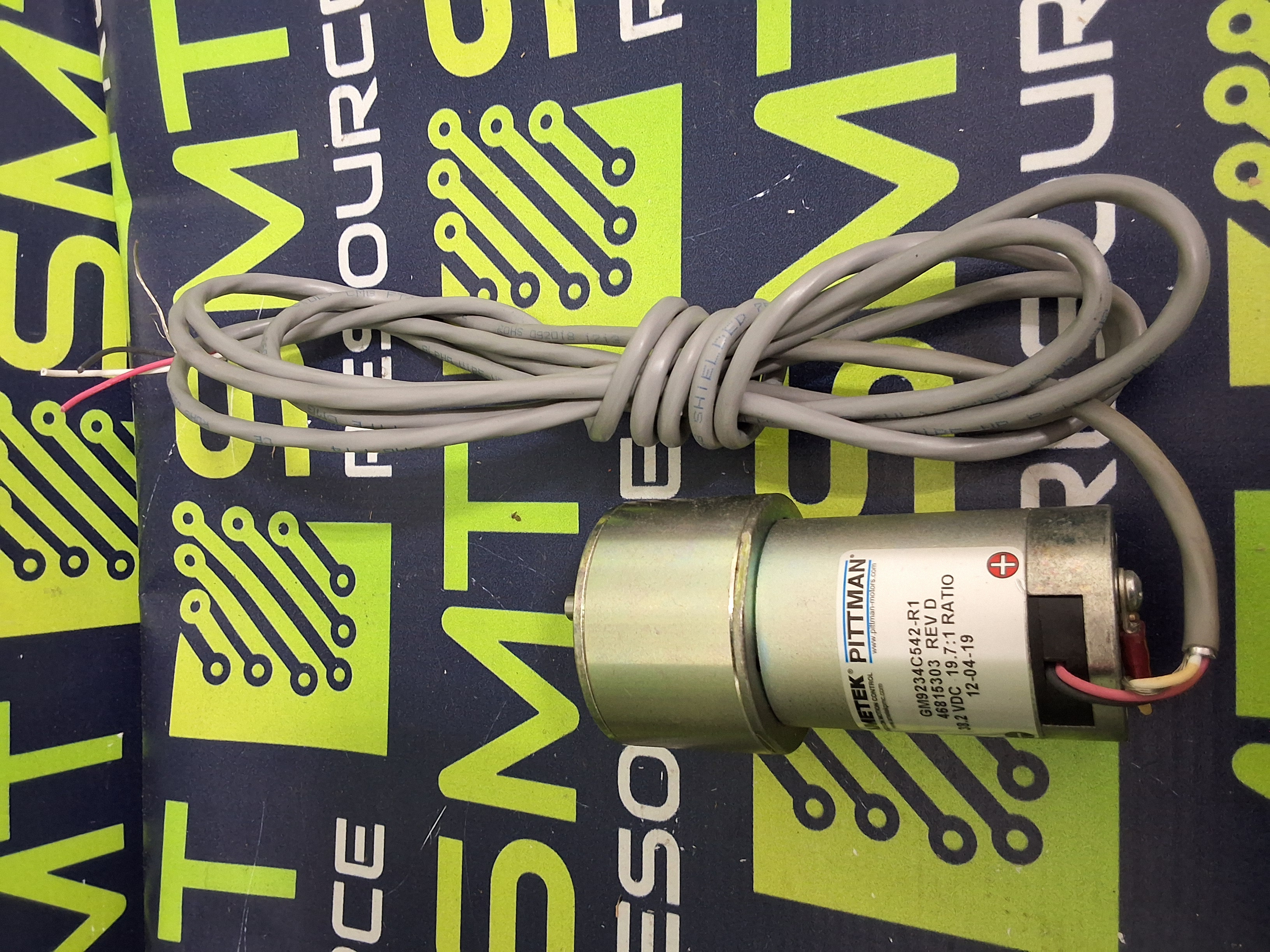 Used PITTMAN AMETEK GM9234C542-R1 / 46815303 DC GEARMOTOR 38.2VDC