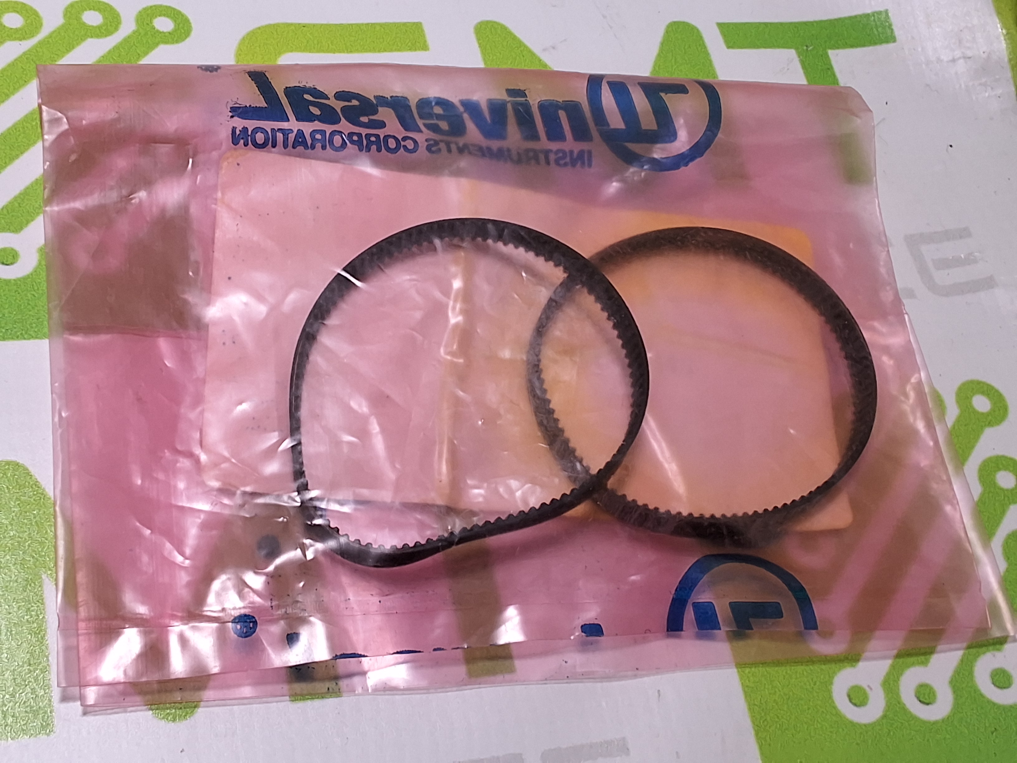 Used UNIVERSAL INSTRUMENTS 50873201 Z DRIVEN C4 HEAD CURVILINEAR BELT - LOT OF 2 - NEW