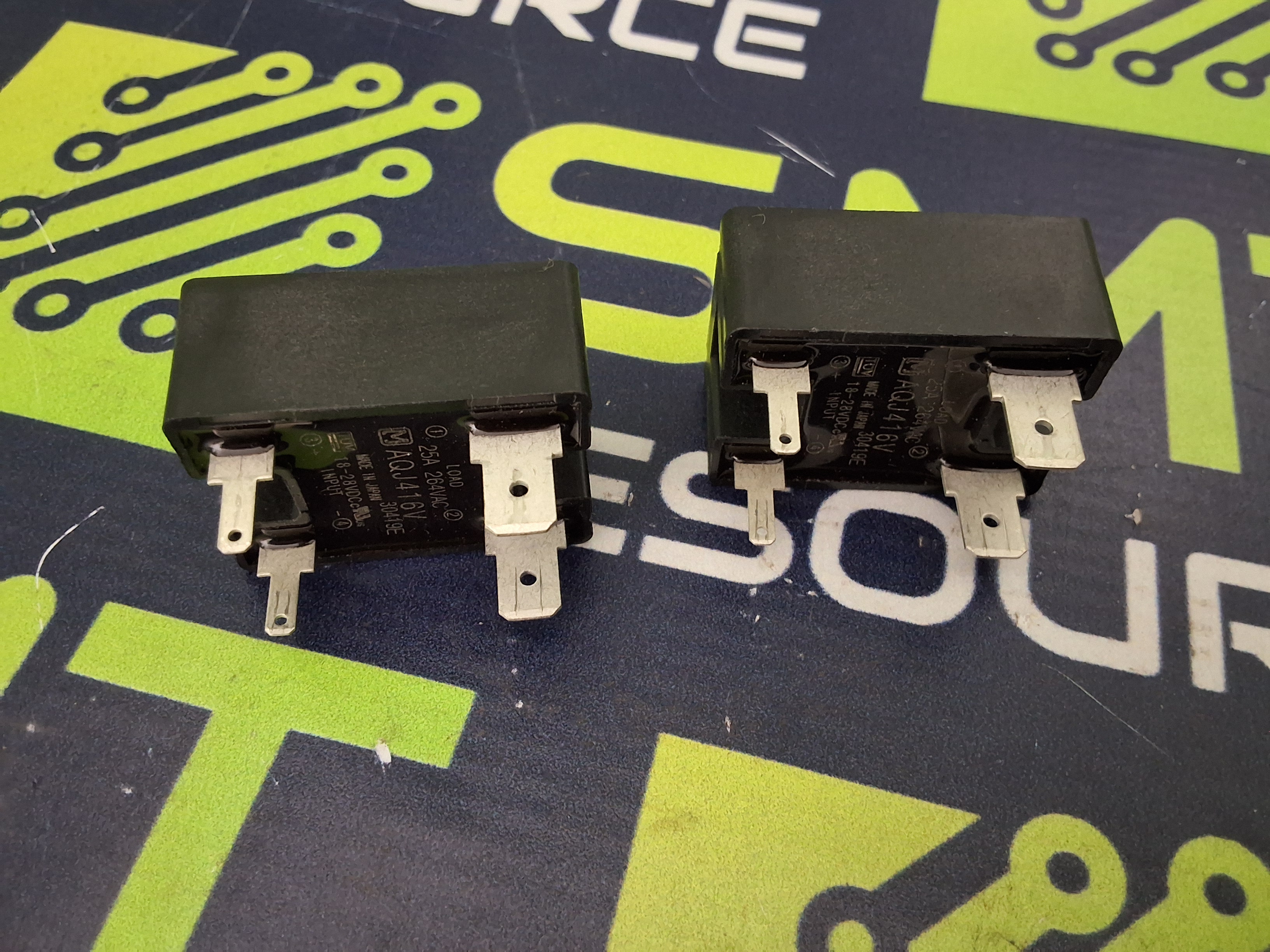 Used SOLID STATE RELAY AQJ416V 25A 264VAC