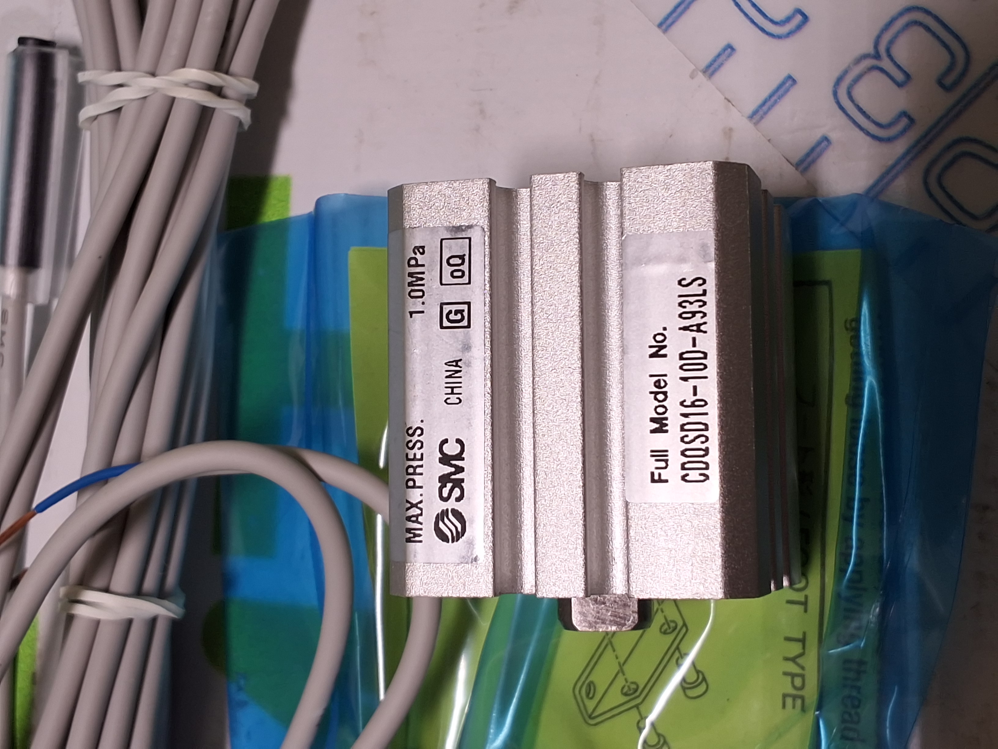 SMC CDQSD16-10D-A93LS AIR CYLINDER - NEW 