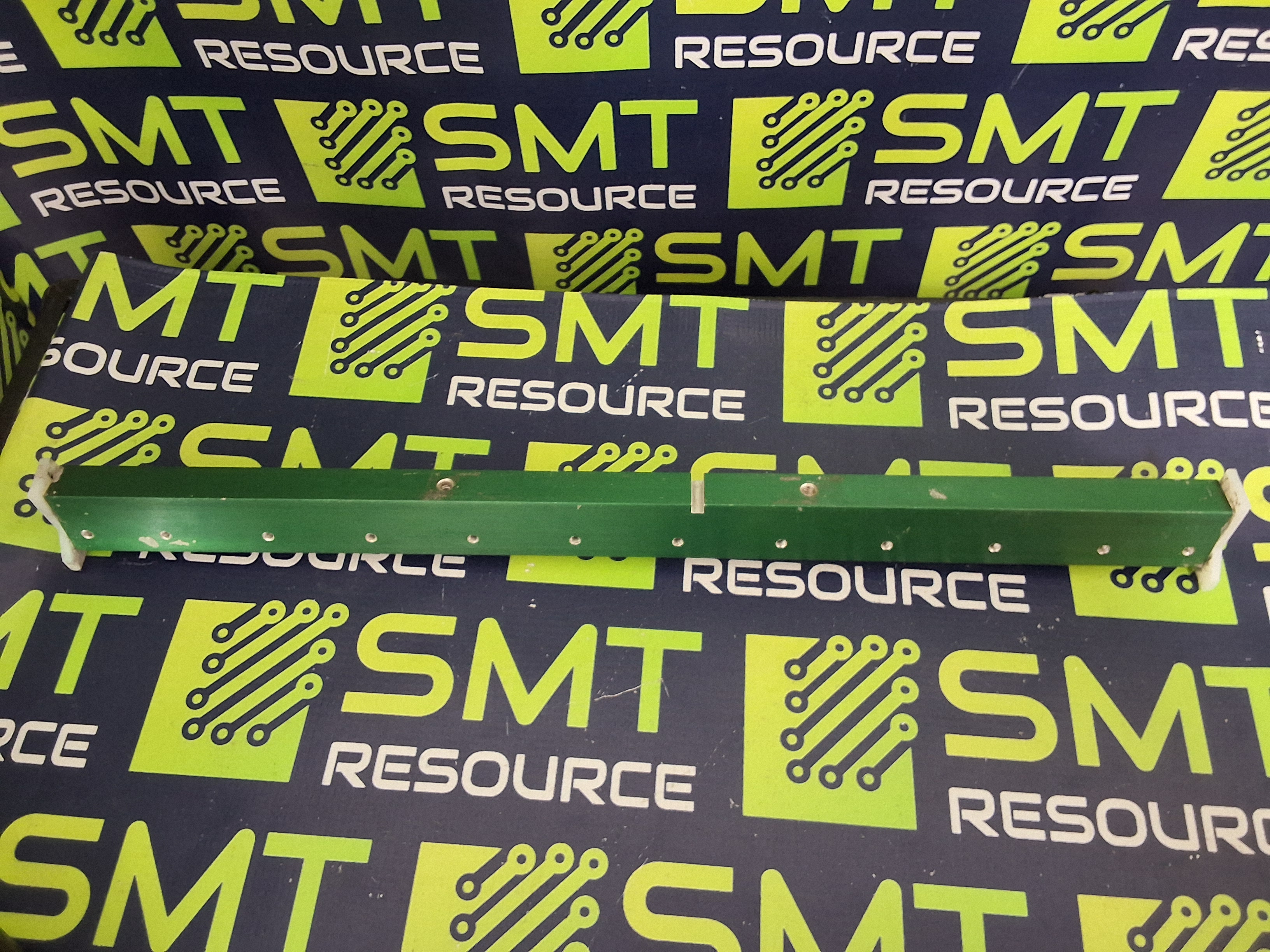 Used DEK JNJ INDUSTRIES 19in SQUEEGEE BLADE SET