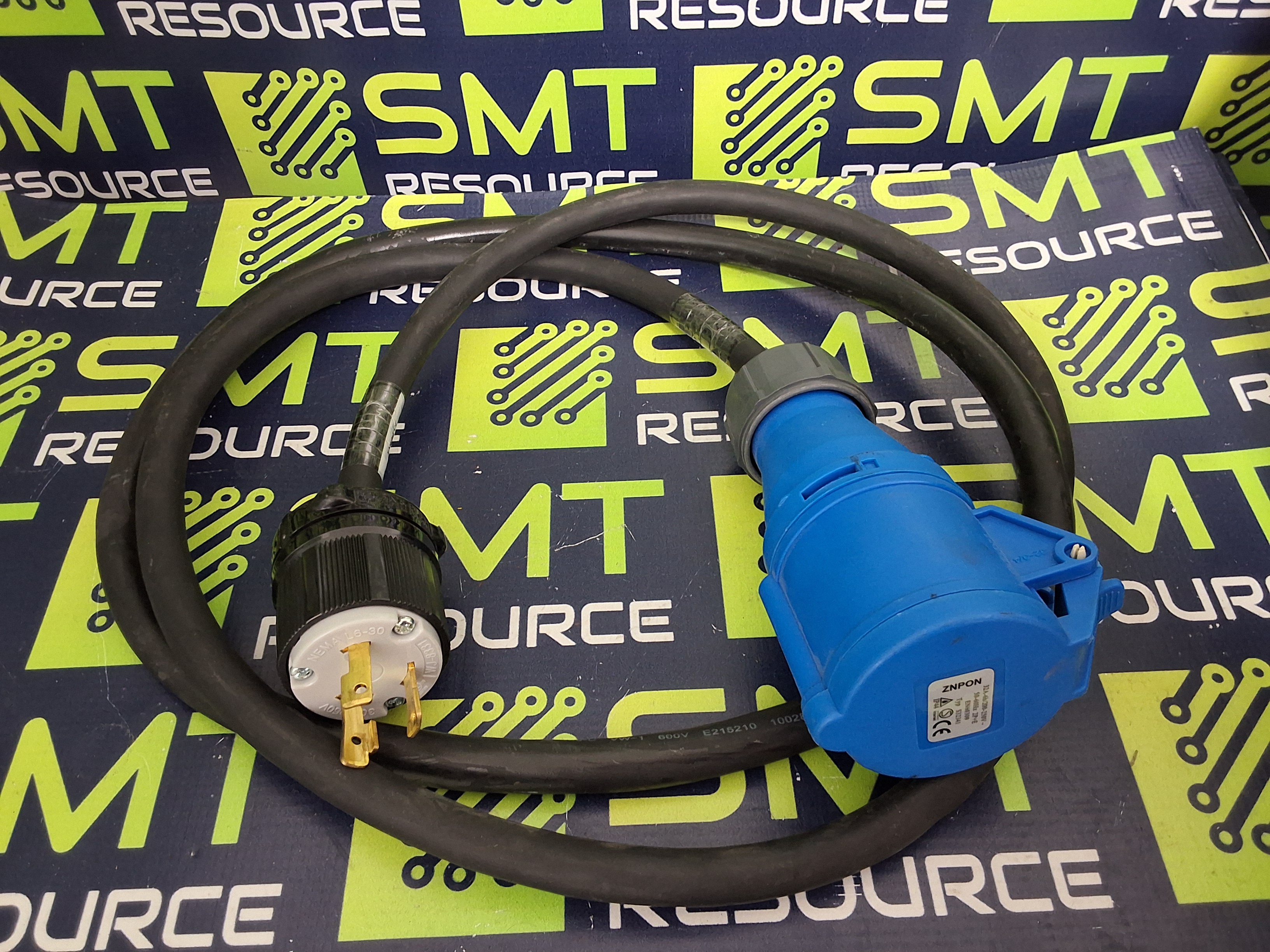 Used ZNPON S32341 INDUSTRIAL PLUG AND SOCKET CONNECTOR 32A 3-PIN 200-250V