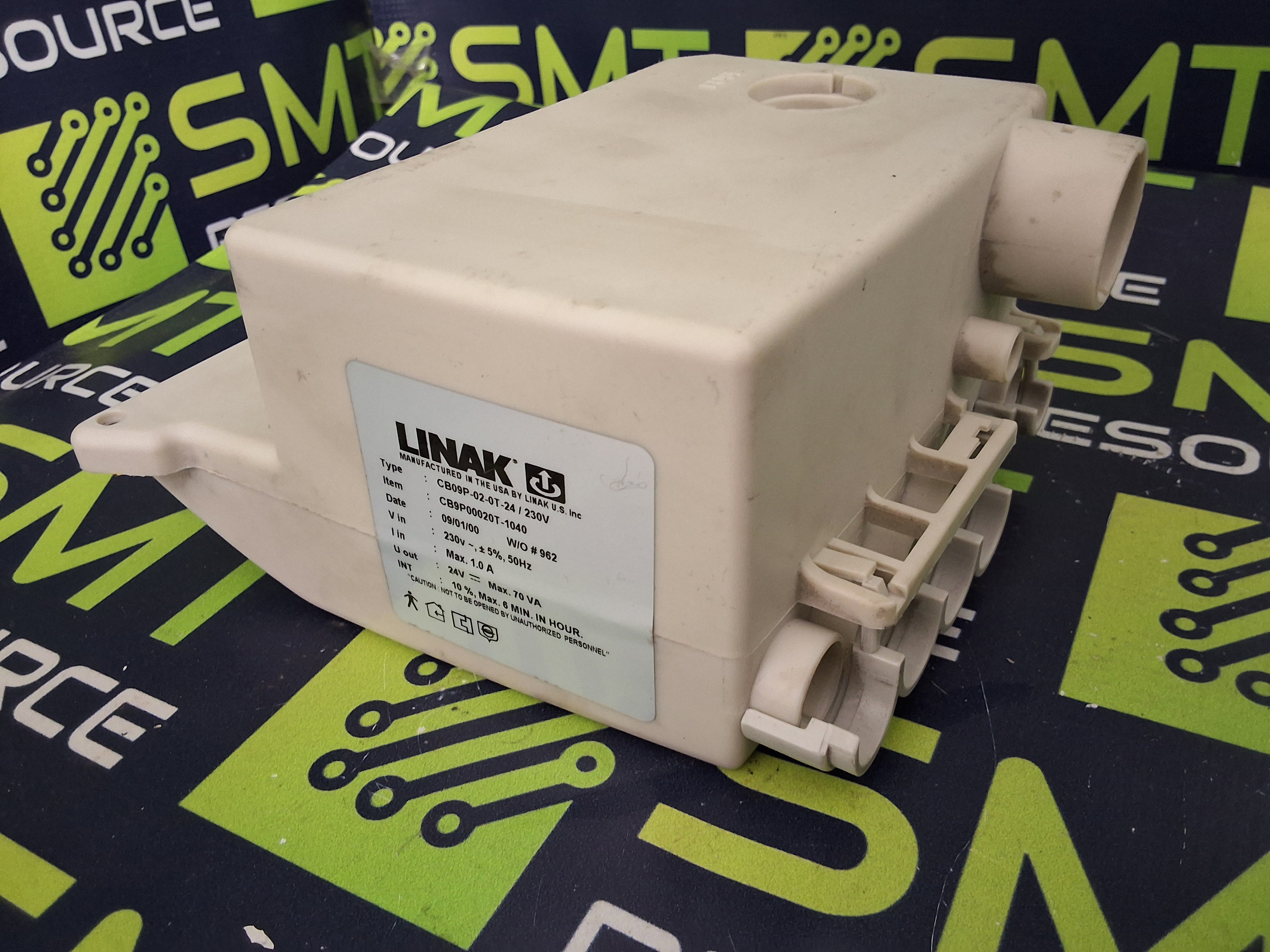 Used LINAK CB09P-02-0T-24 LINEAR HOOD/DOOR LIFT ACTUATOR CONTROLLER BOX CB9P00020T-1040