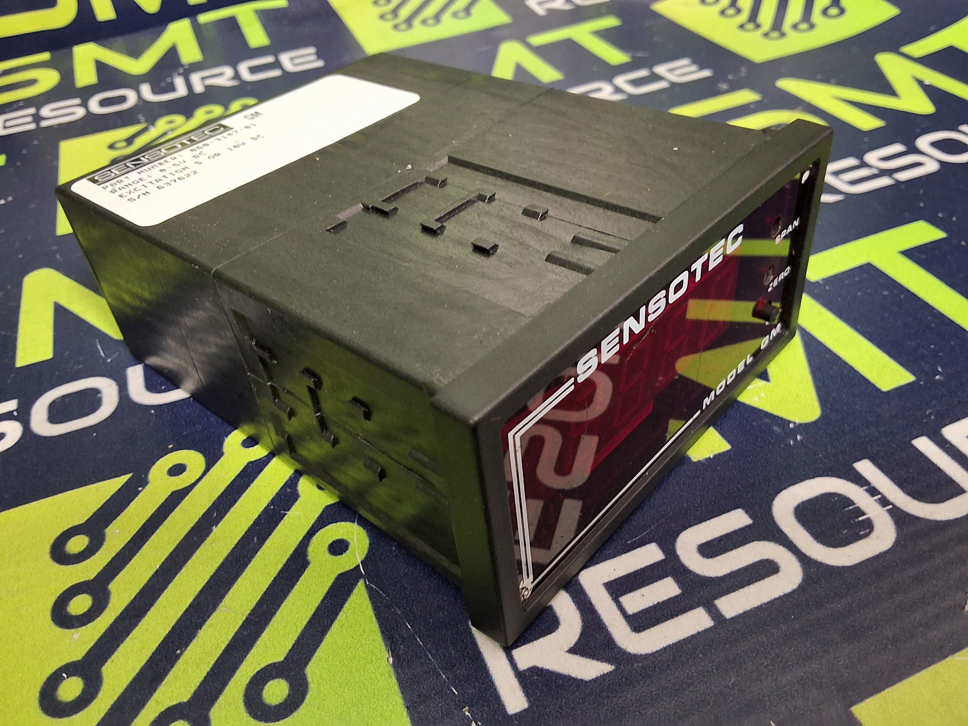 Used SENSOTEC 060-3147-01 PANEL METER / SENSOR CONTROLLER 0-5VDC